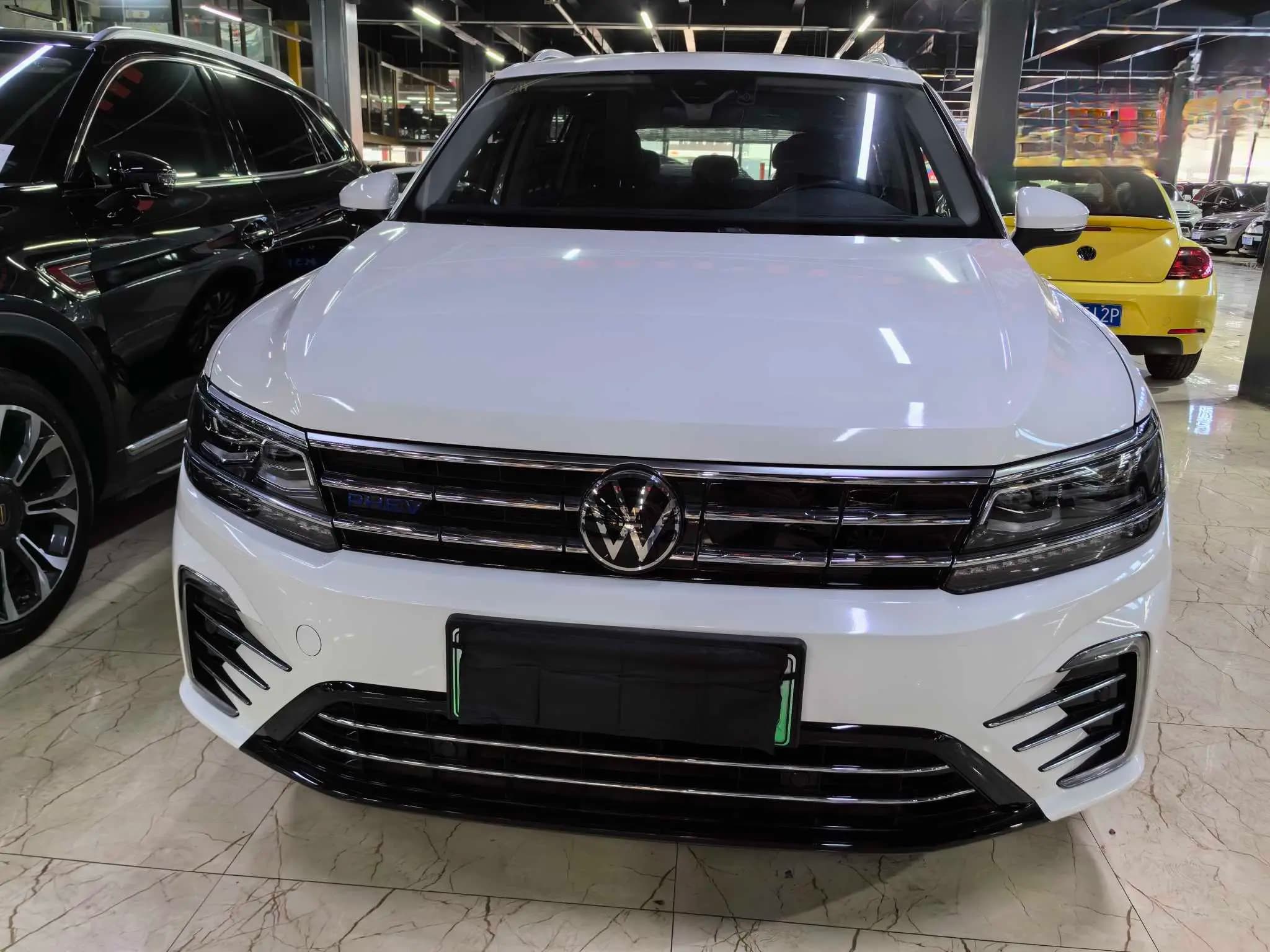 Volkswagen Tiguan L PHEV 2021 г. 45026 км. — фото 2