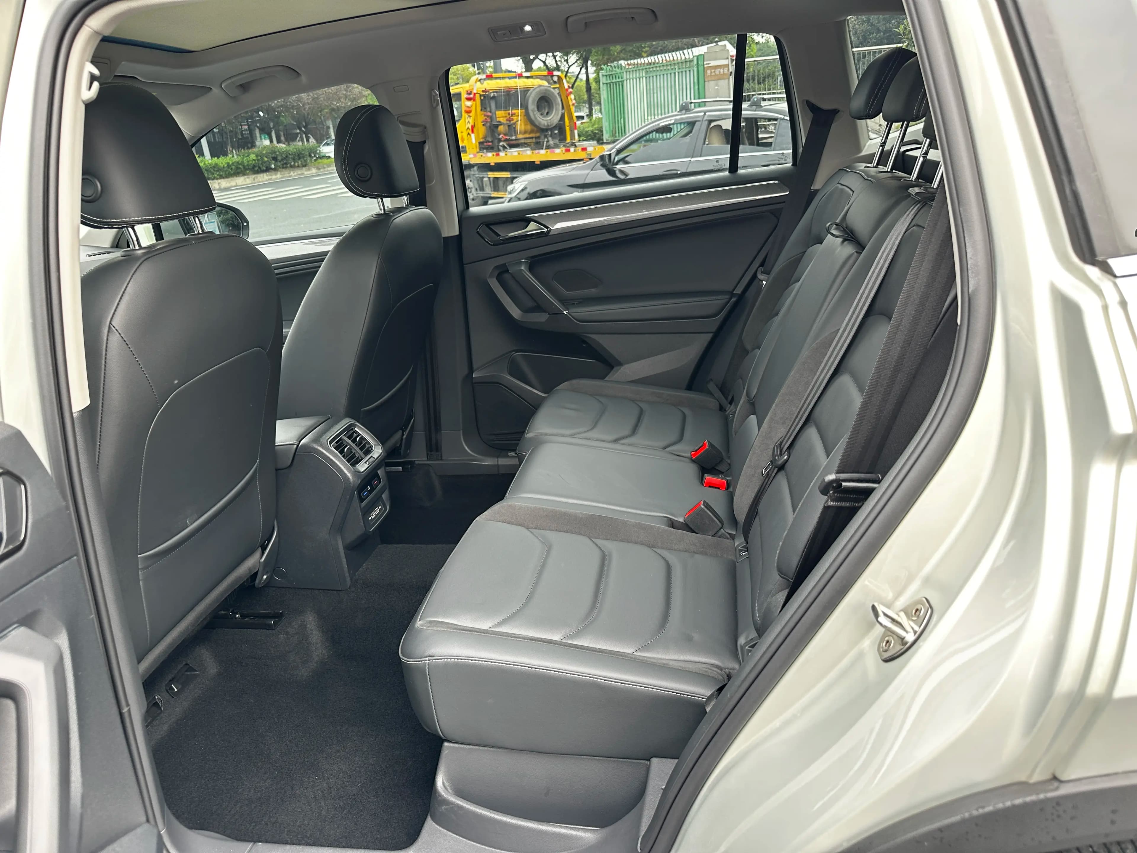 Volkswagen Tiguan L 2021 г. 12716 км. — фото 20