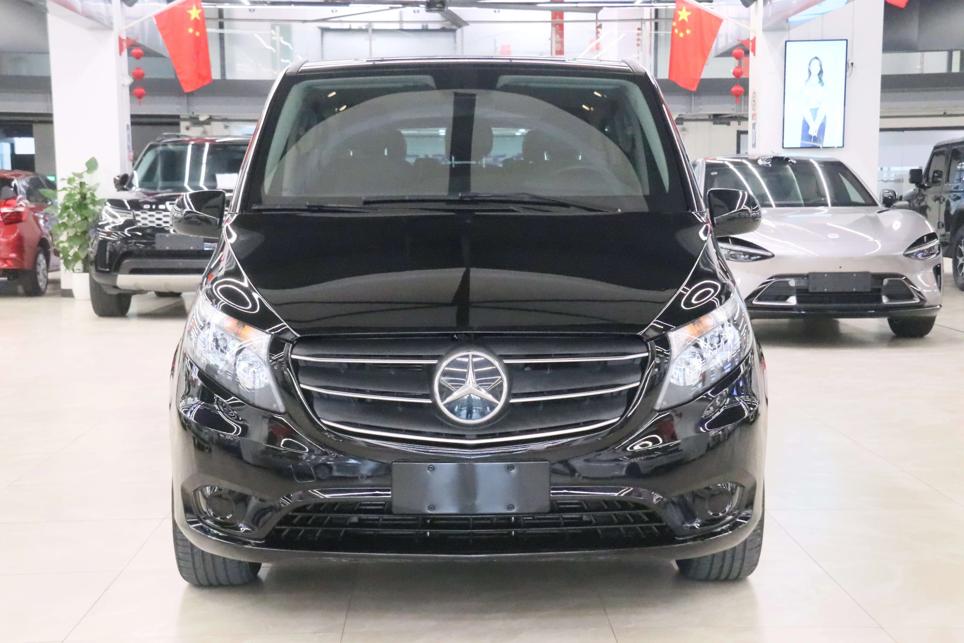 Mercedes-Benz Vito 2023 г. 89164 км. — фото 2