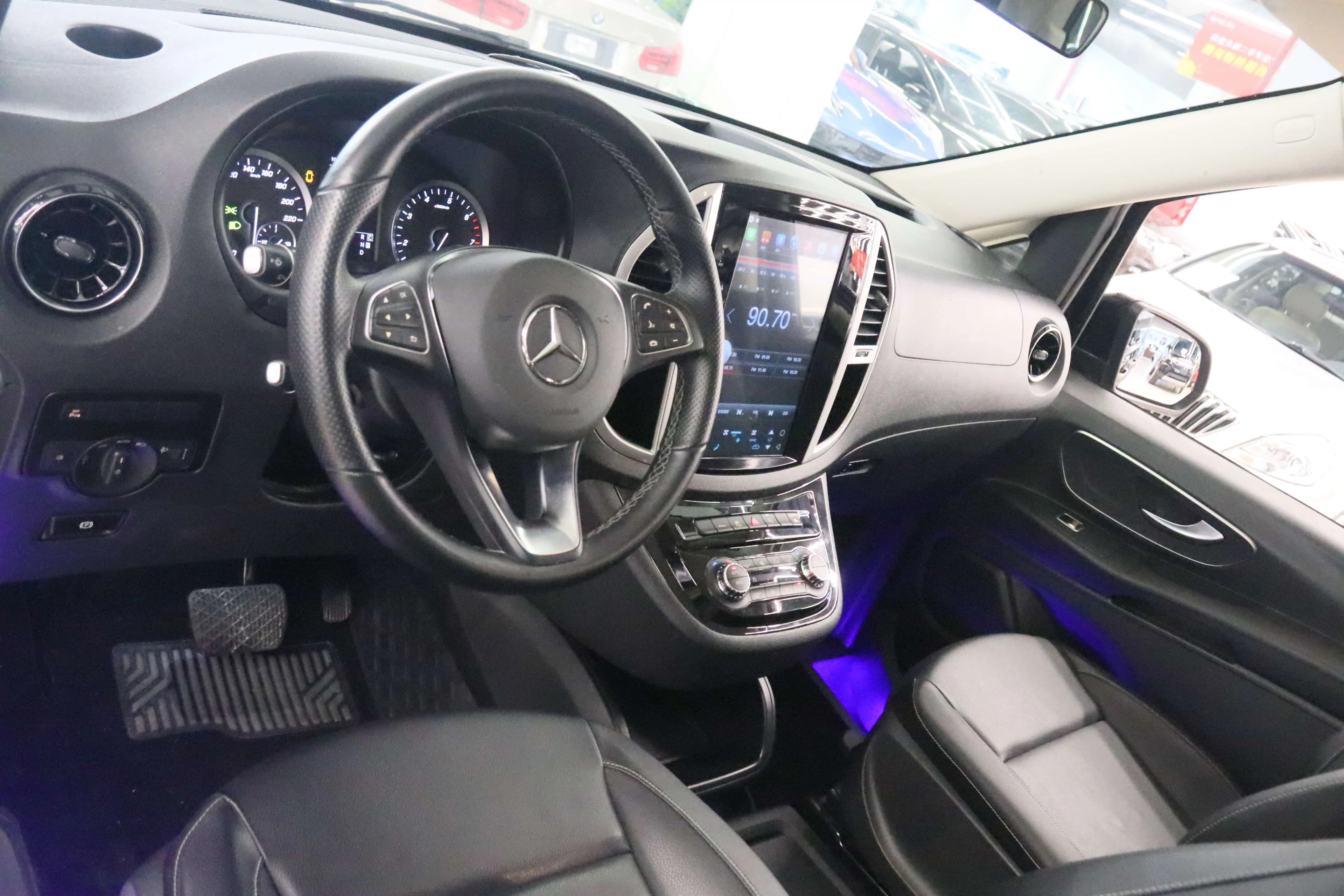 Mercedes-Benz Vito 2023 г. 89164 км. — фото 14