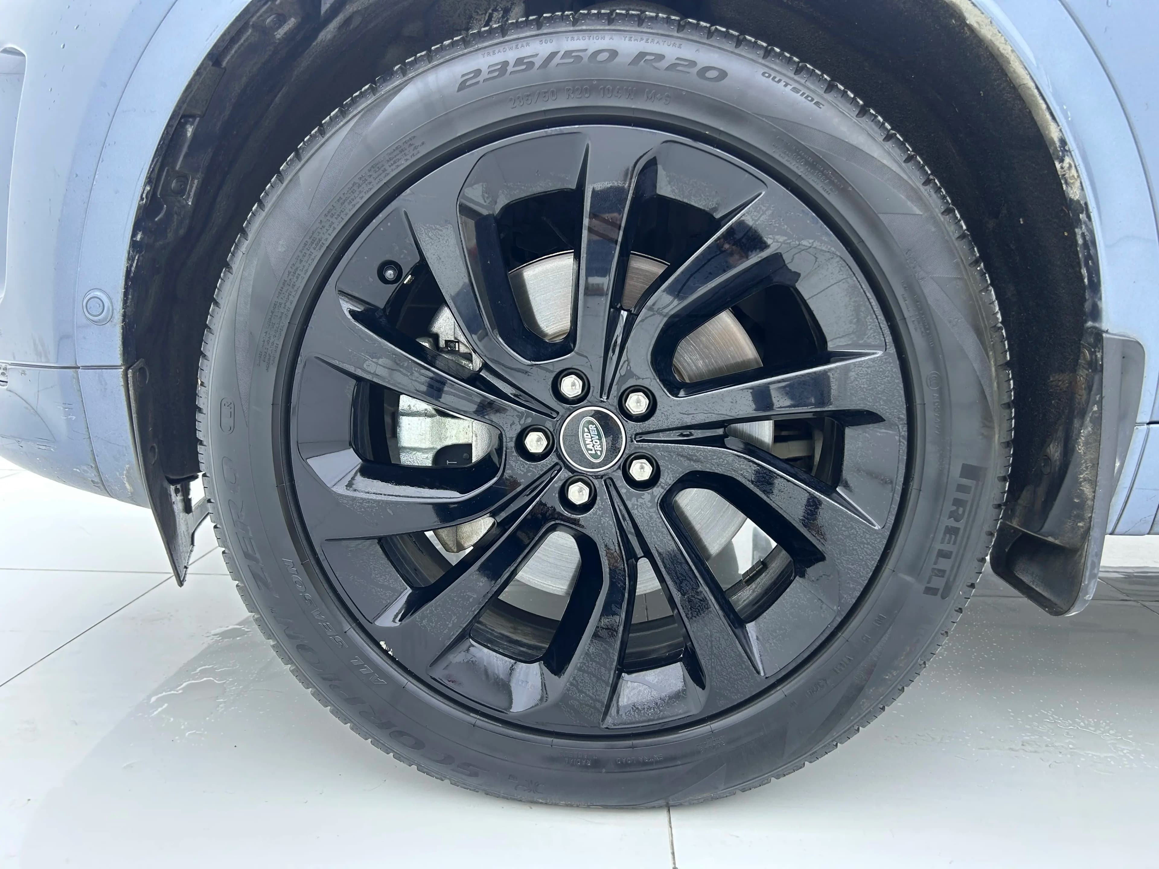 Land Rover Discover Sports 2021 г. 73800 км. — фото 10