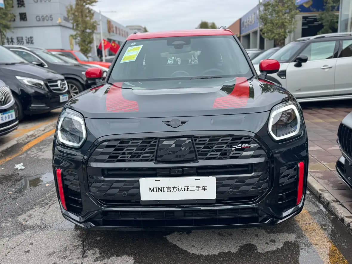 MINI JCW COUNTRYMAN 2025 г. — фото 2