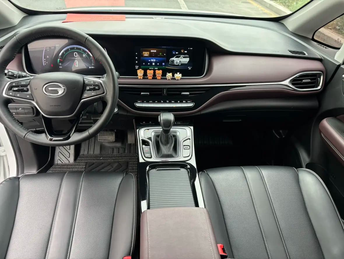 GAC Trumpchi M6 2024 г. 10000 км. — фото 12