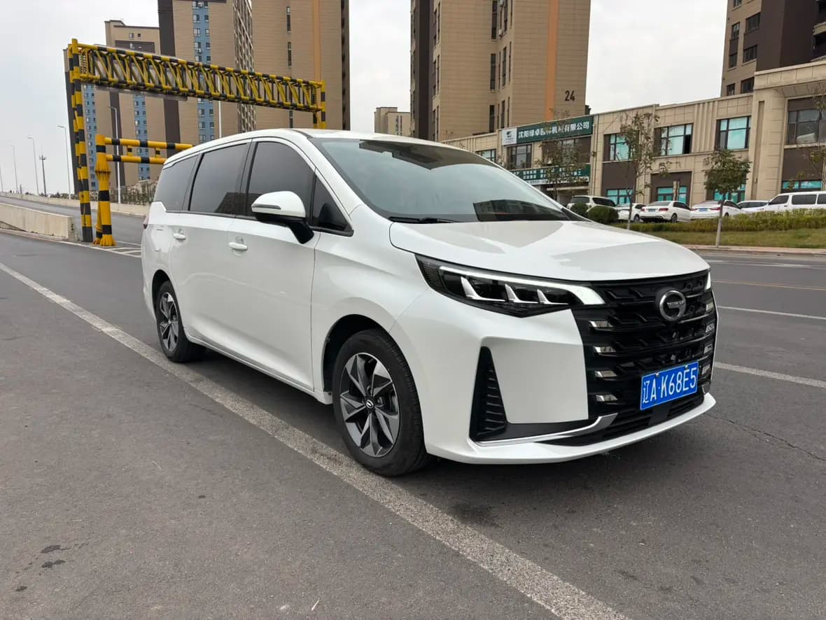 GAC Trumpchi M6 2024 г. 10000 км. — фото 3