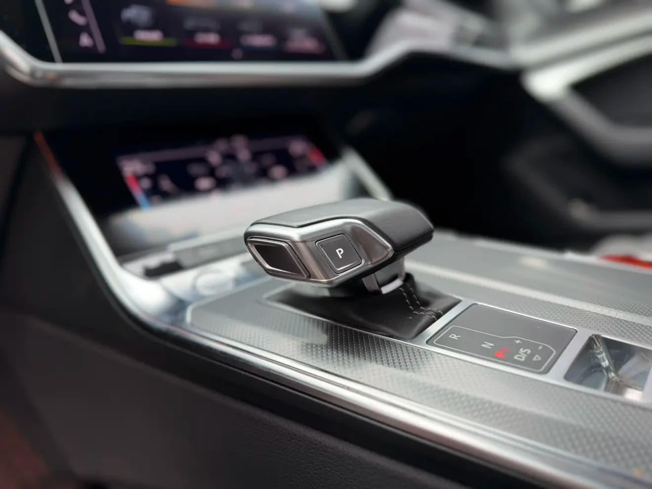 Audi A6L PHEV 2021 г. 87058 км. — фото 6