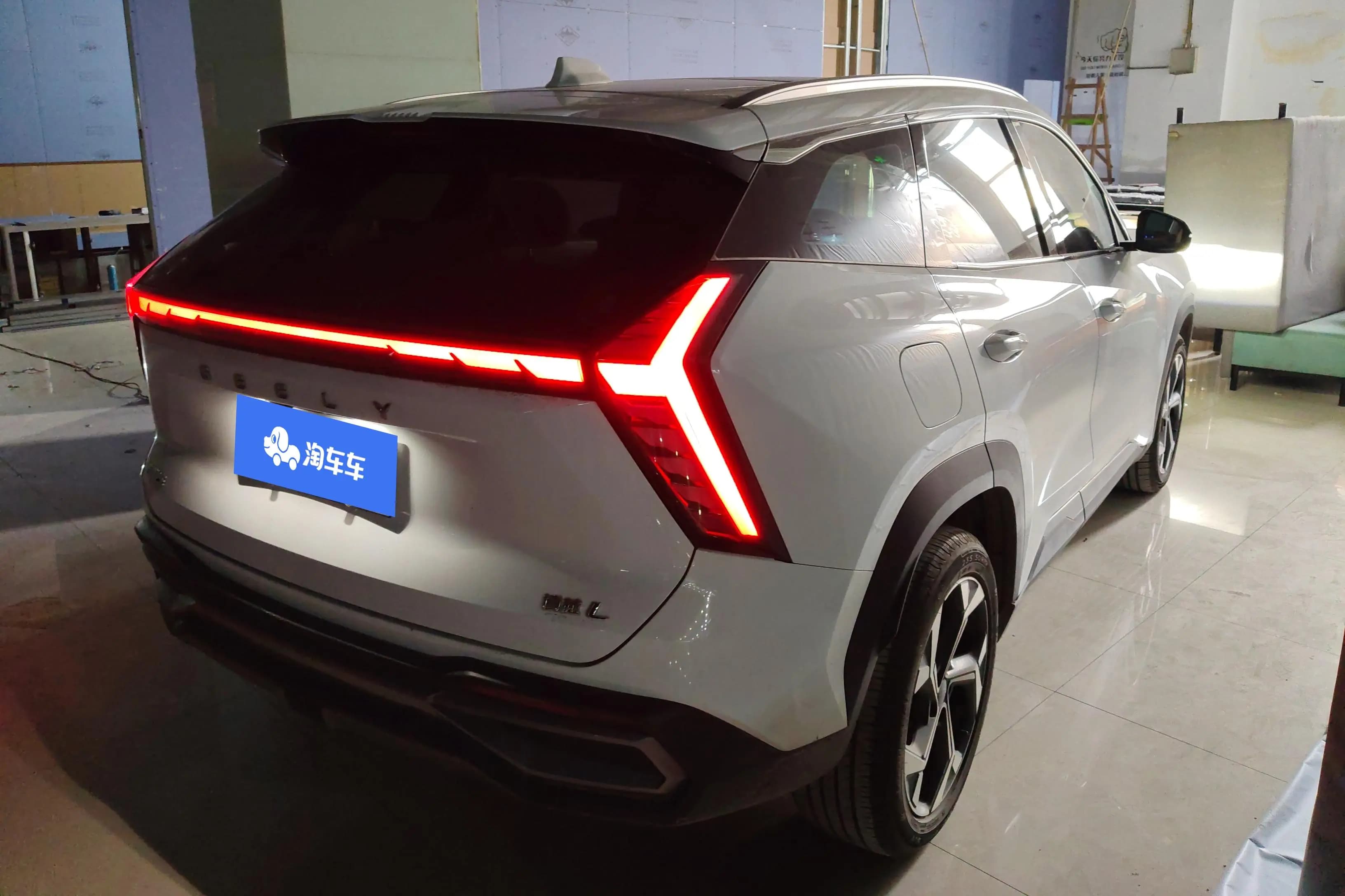 Geely Atlas L 2022 г. 40607 км. — фото 3