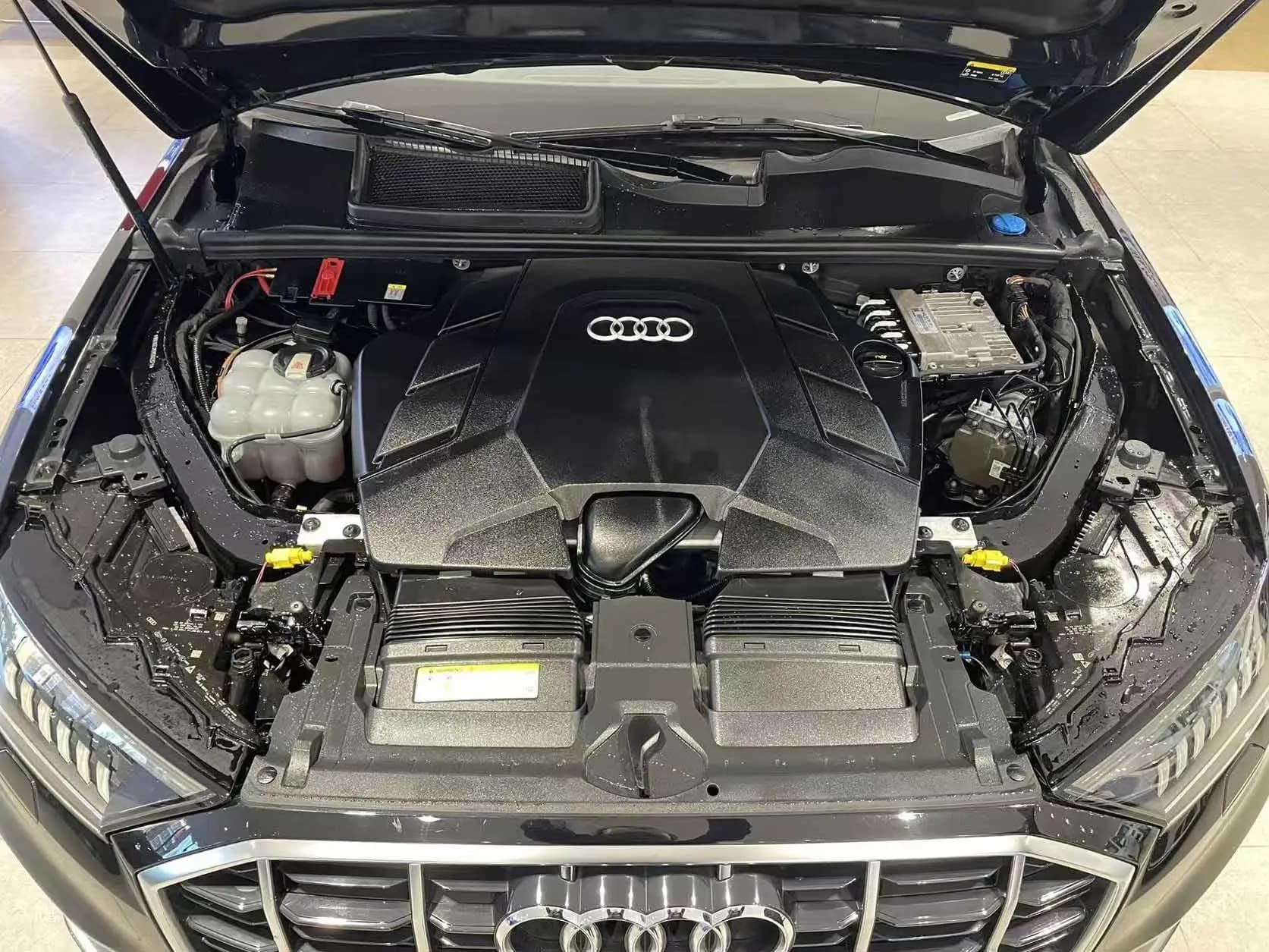Audi Q7 2021 г. 77029 км. — фото 3