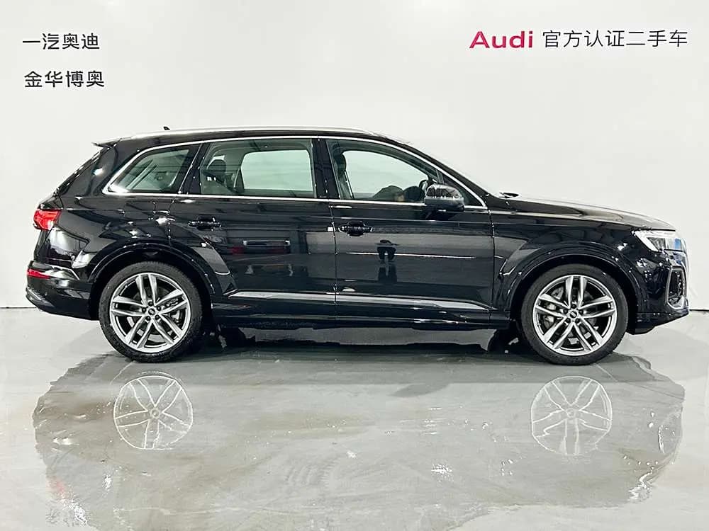 Audi Q7 2024 г. 1744 км. — фото 5