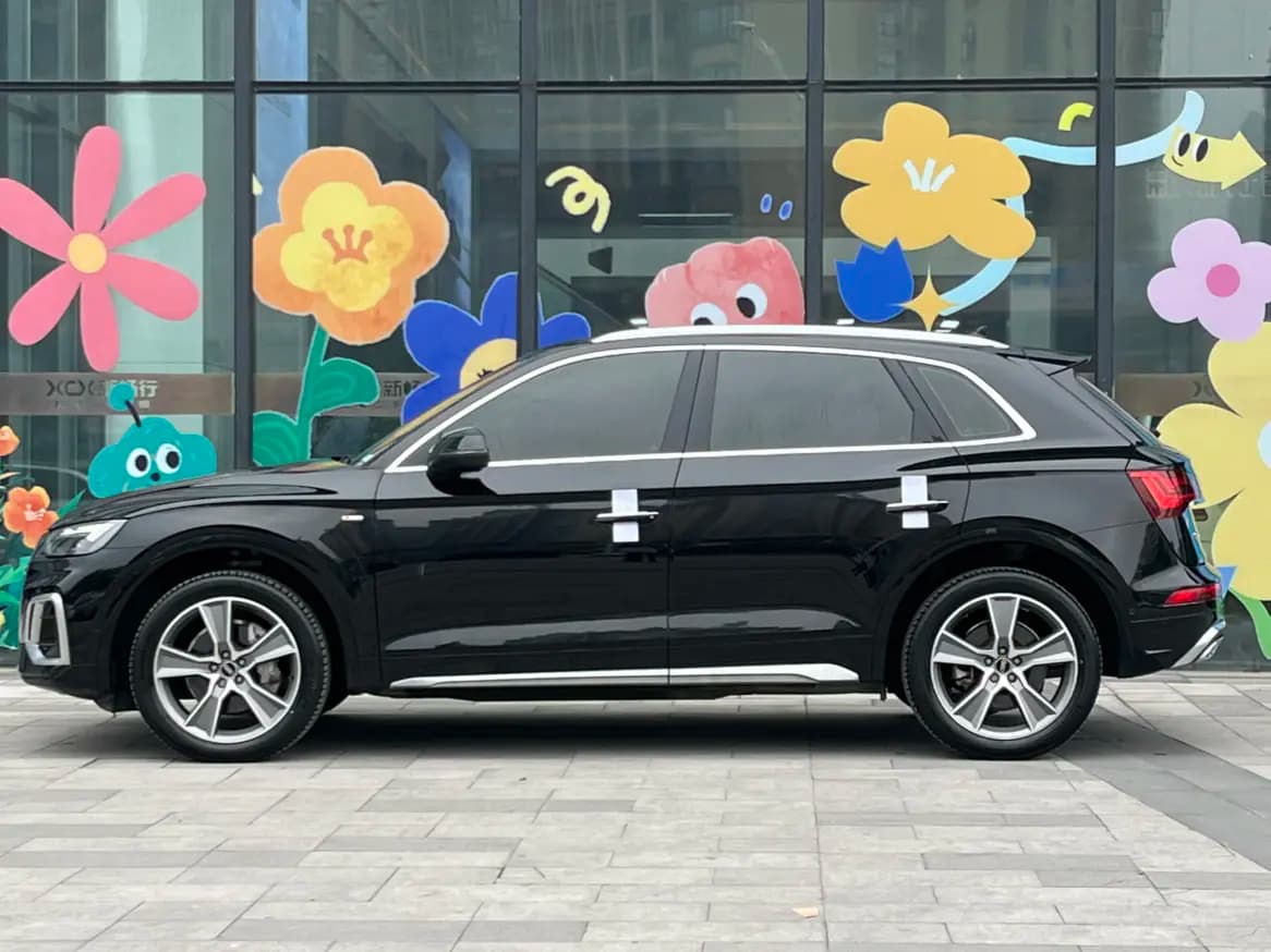 Audi Q5L 2021 г. 29140 км. — фото 3