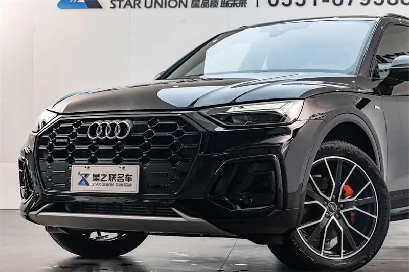Audi Q5L 2025 г. 11549 км. — фото 8