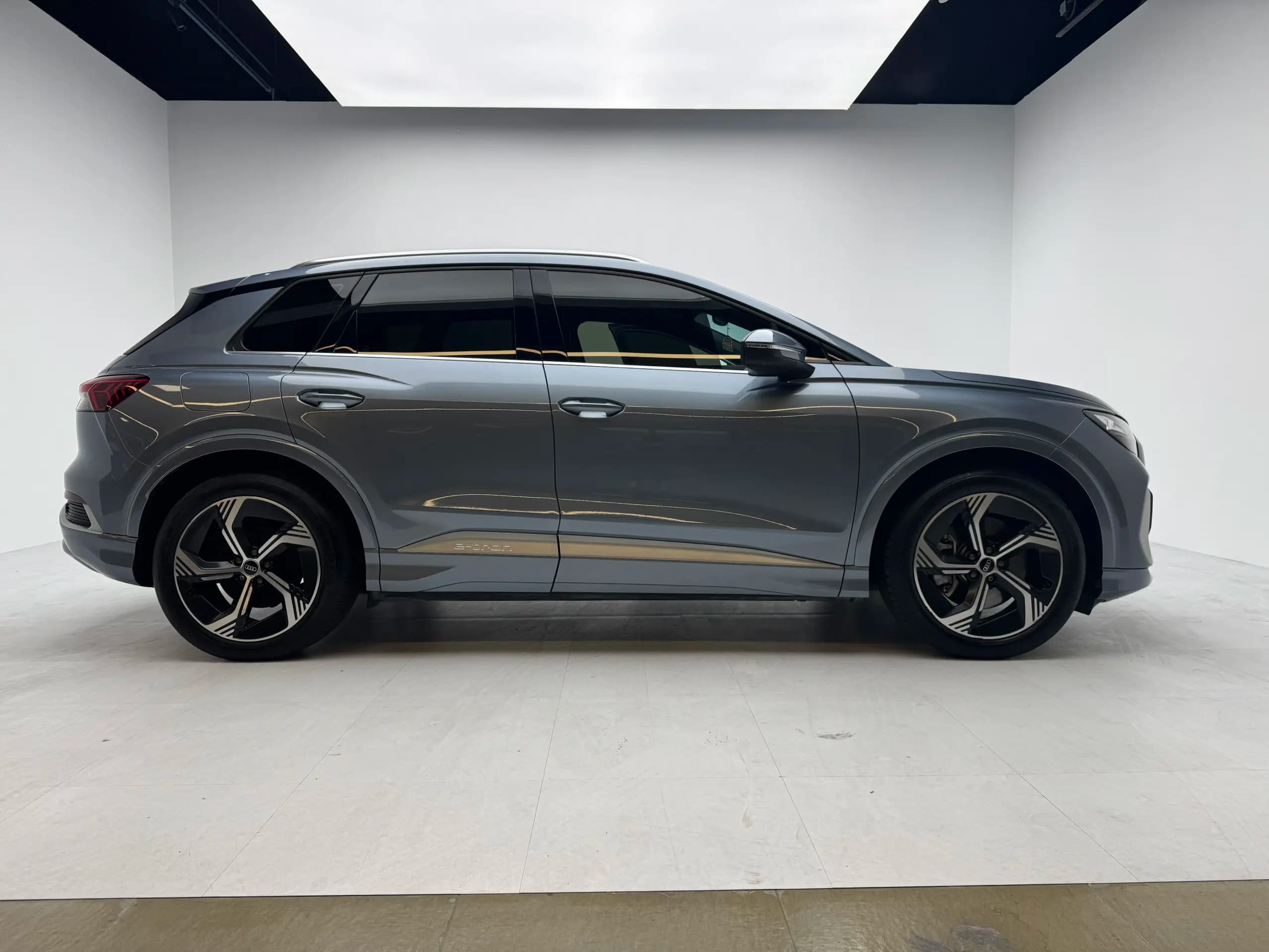 Audi Q4 e-tron 2024 г. 16763 км. — фото 6