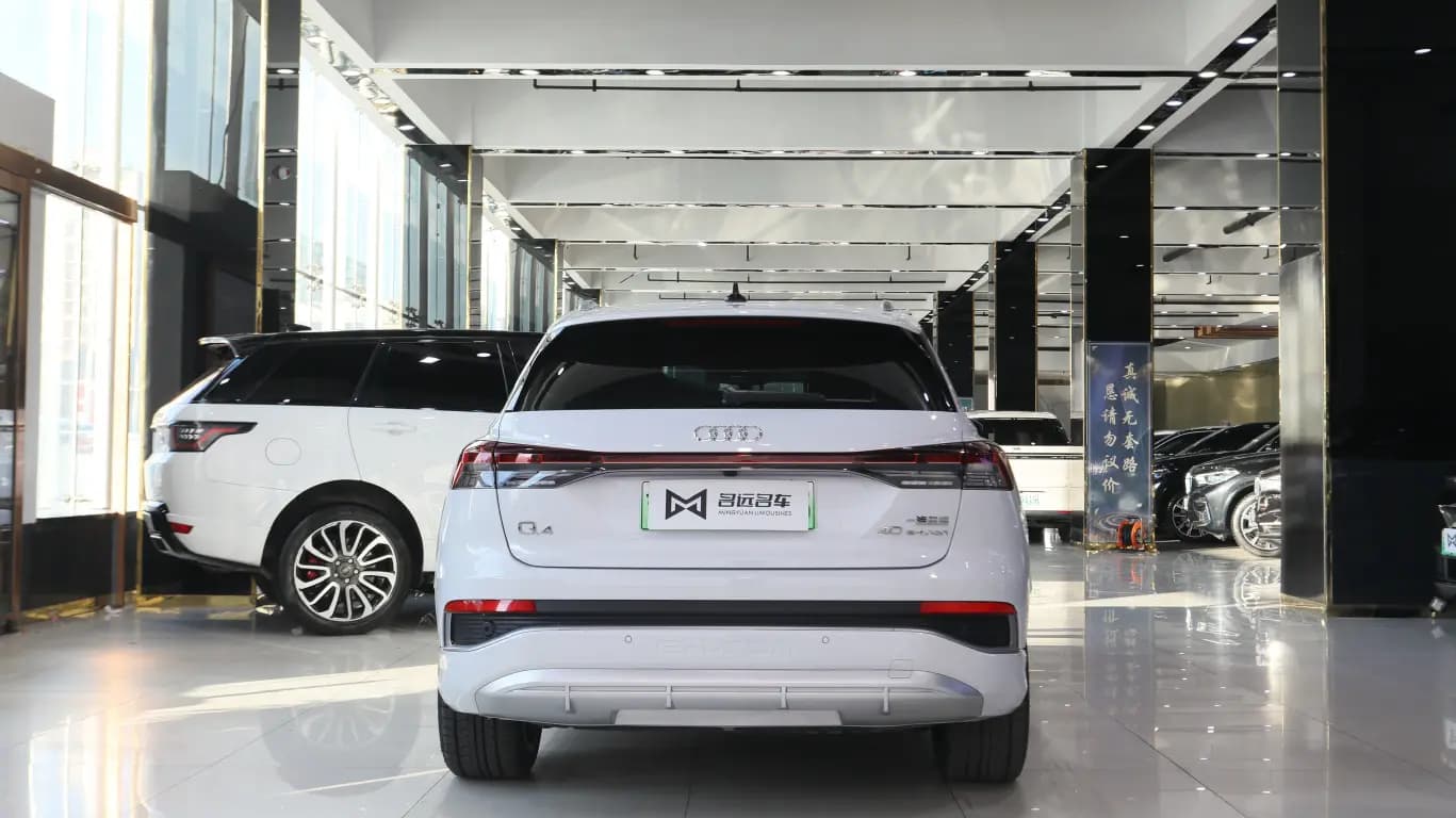 Audi Q4 e-tron 2024 г. 38086 км. — фото 4
