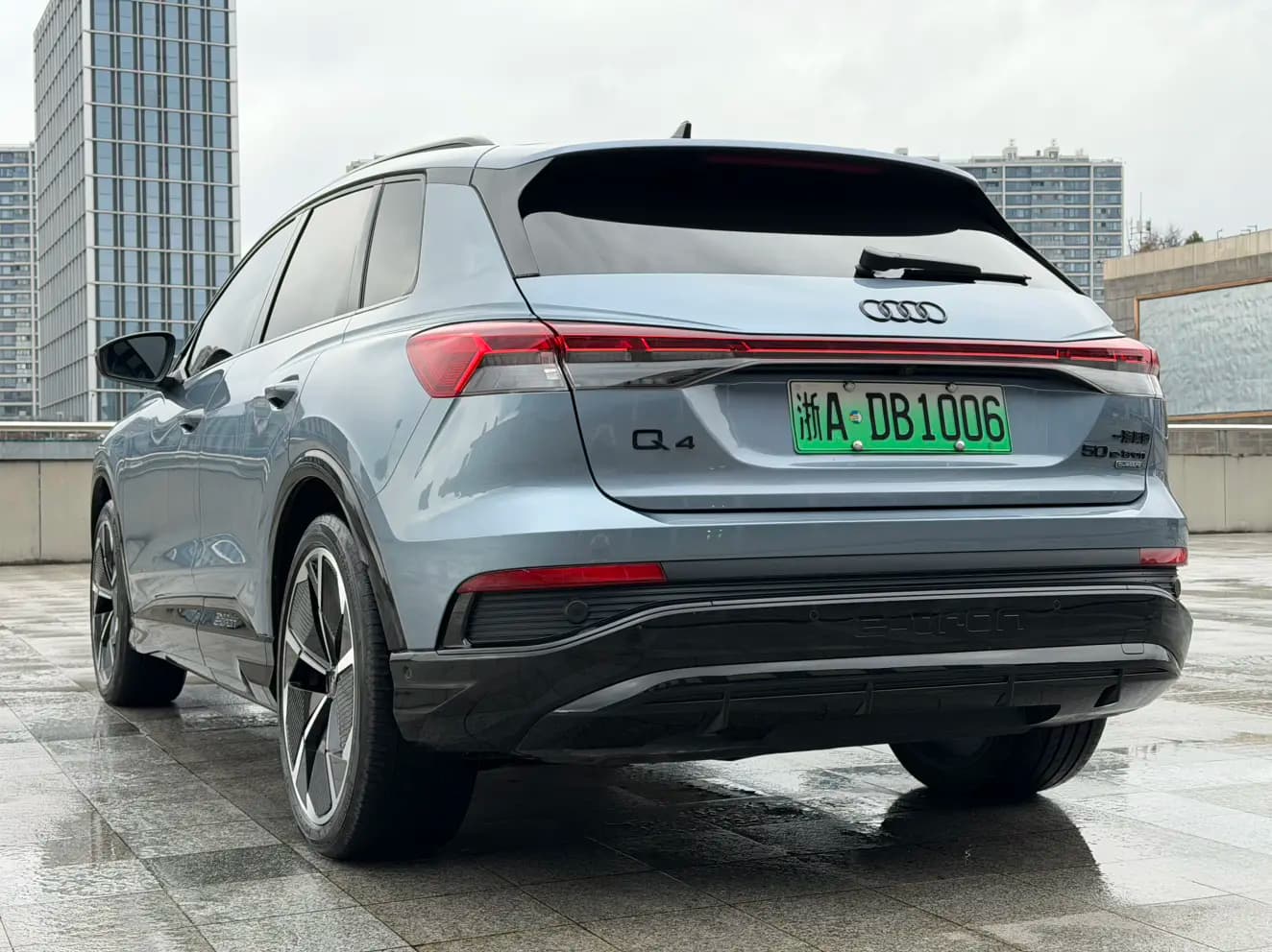 Audi Q4 e-tron 2022 г. 47087 км. — фото 5