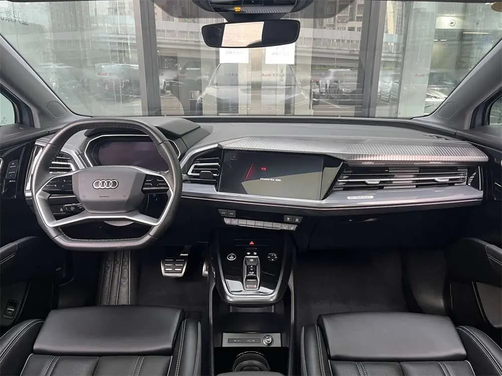 Audi Q4 e-tron 2024 г. 19883 км. — фото 10