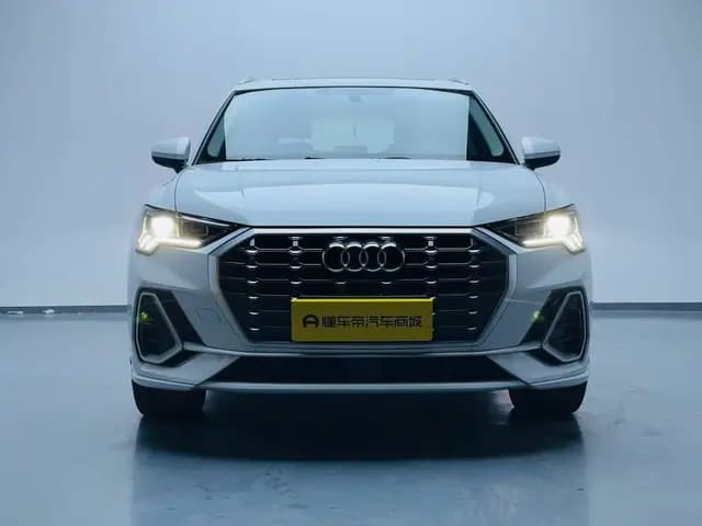 Audi Q3 2022 г. 31634 км. — фото 2