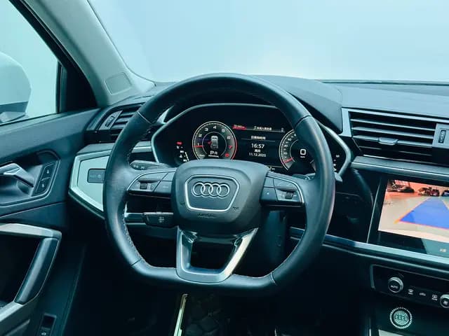 Audi Q3 2022 г. 31634 км. — фото 16