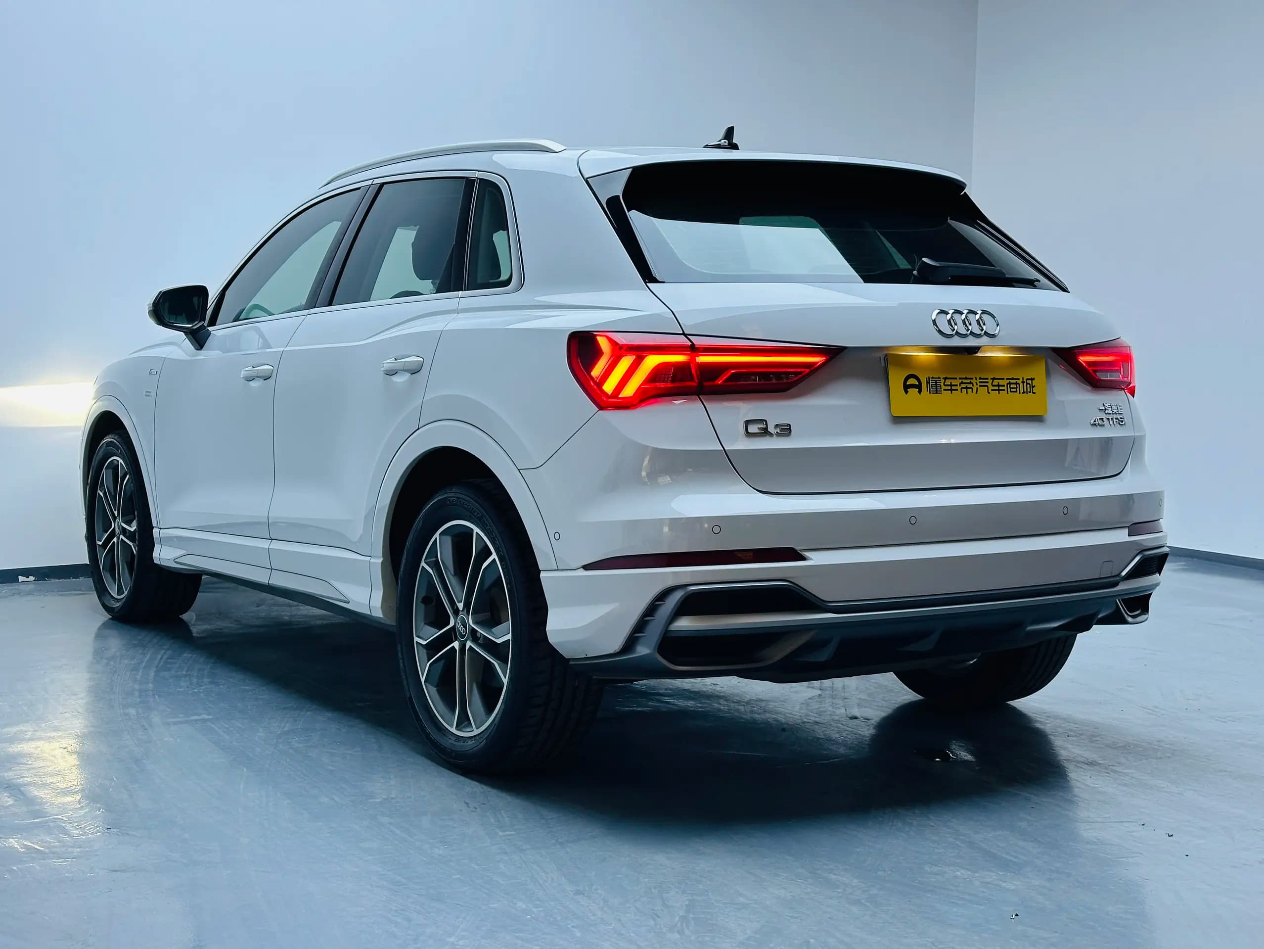 Audi Q3 2022 г. 31634 км. — фото 5