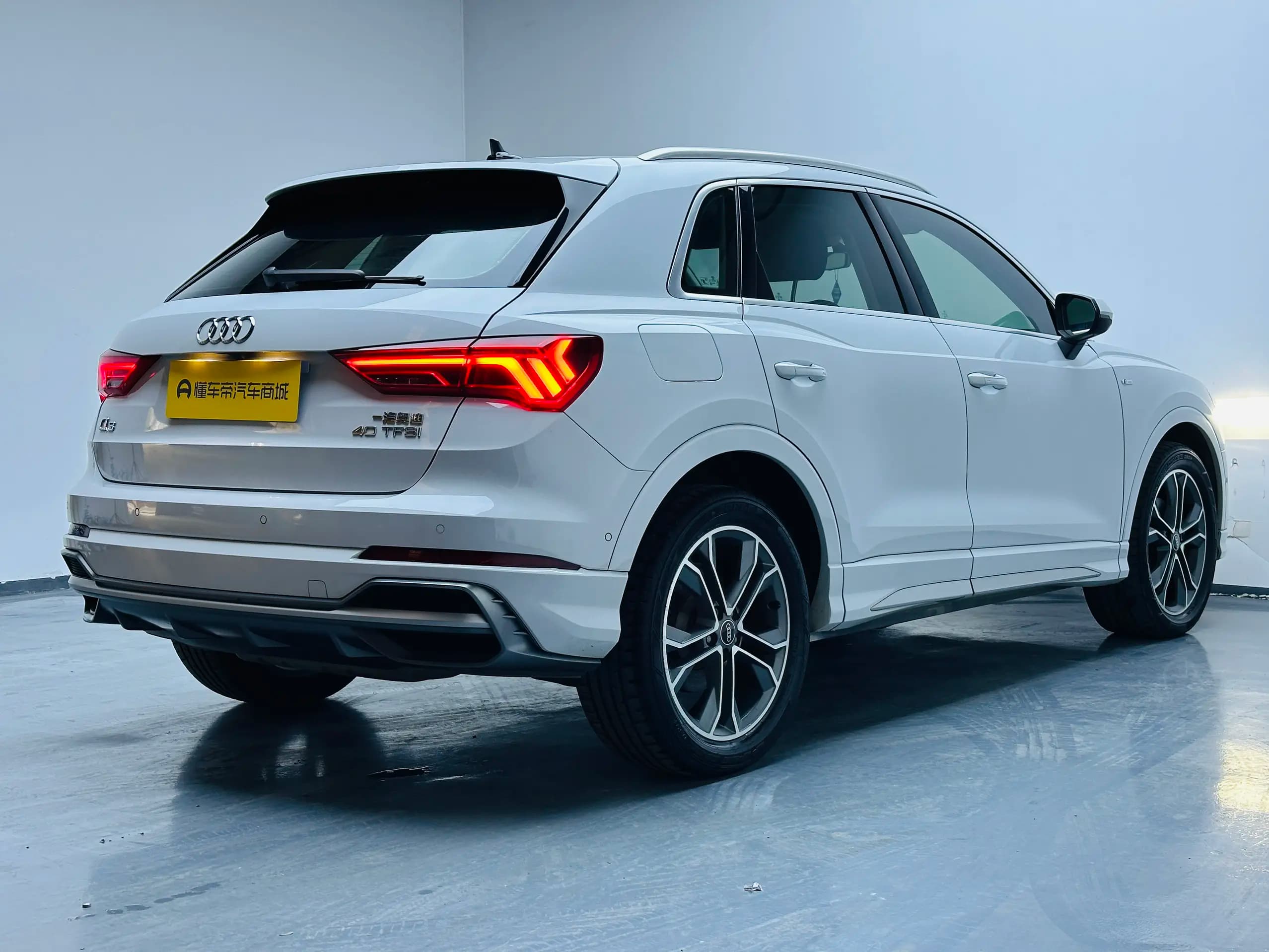 Audi Q3 2022 г. 31634 км. — фото 7