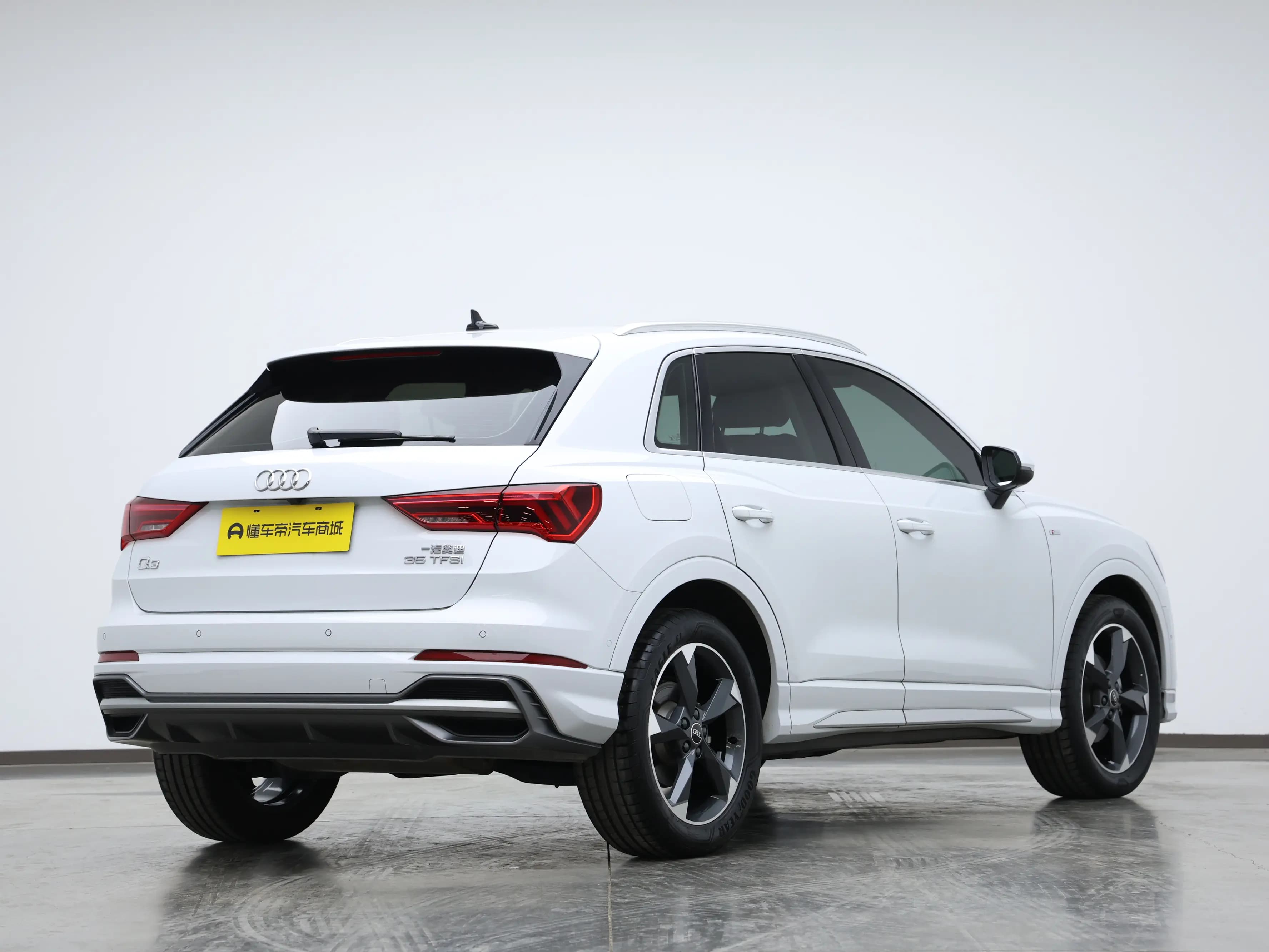 Audi Q3 2022 г. 26735 км. — фото 7
