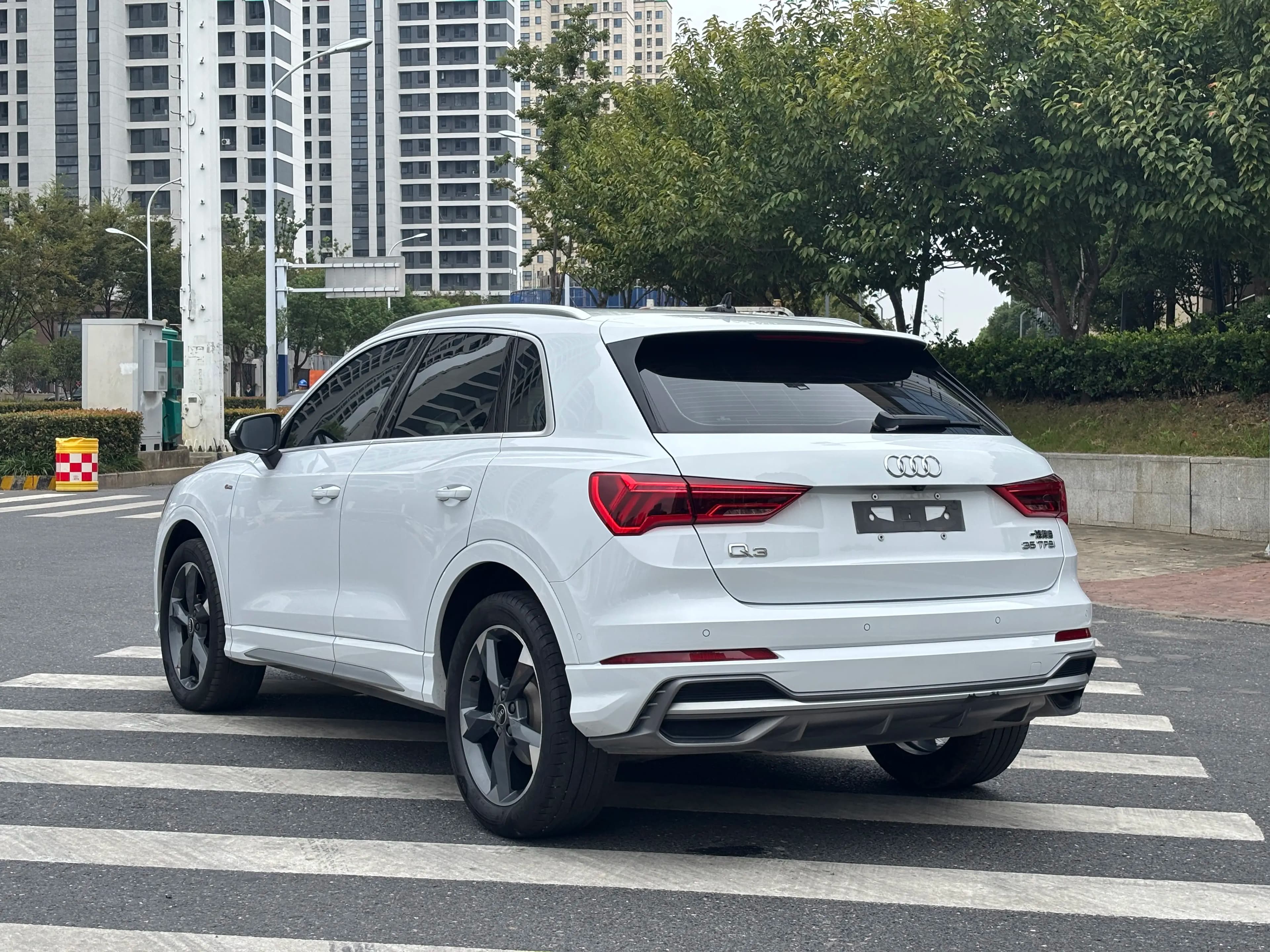Audi Q3 2022 г. 42138 км. — фото 2