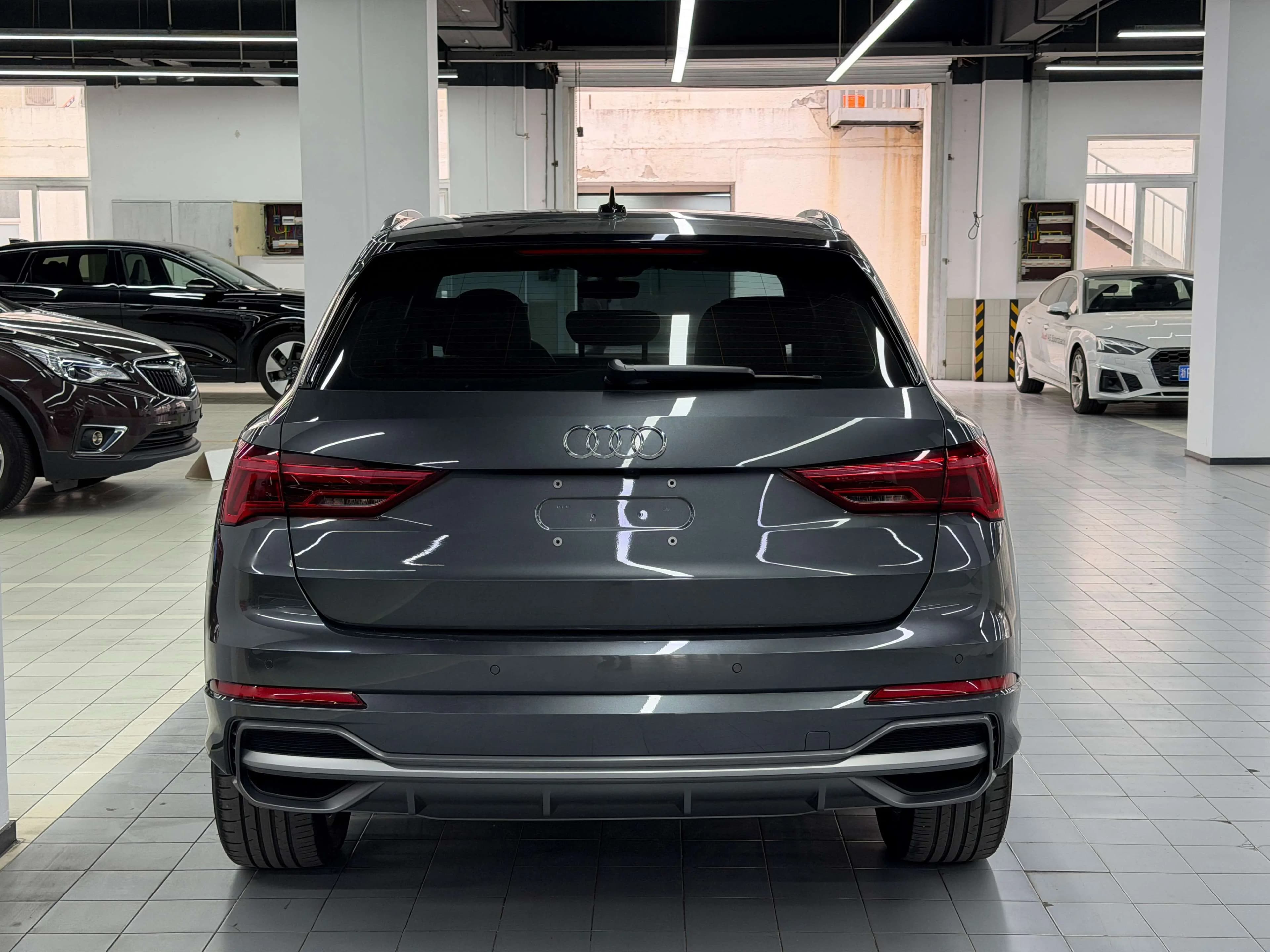 Audi Q3 2021 г. 30140 км. — фото 3