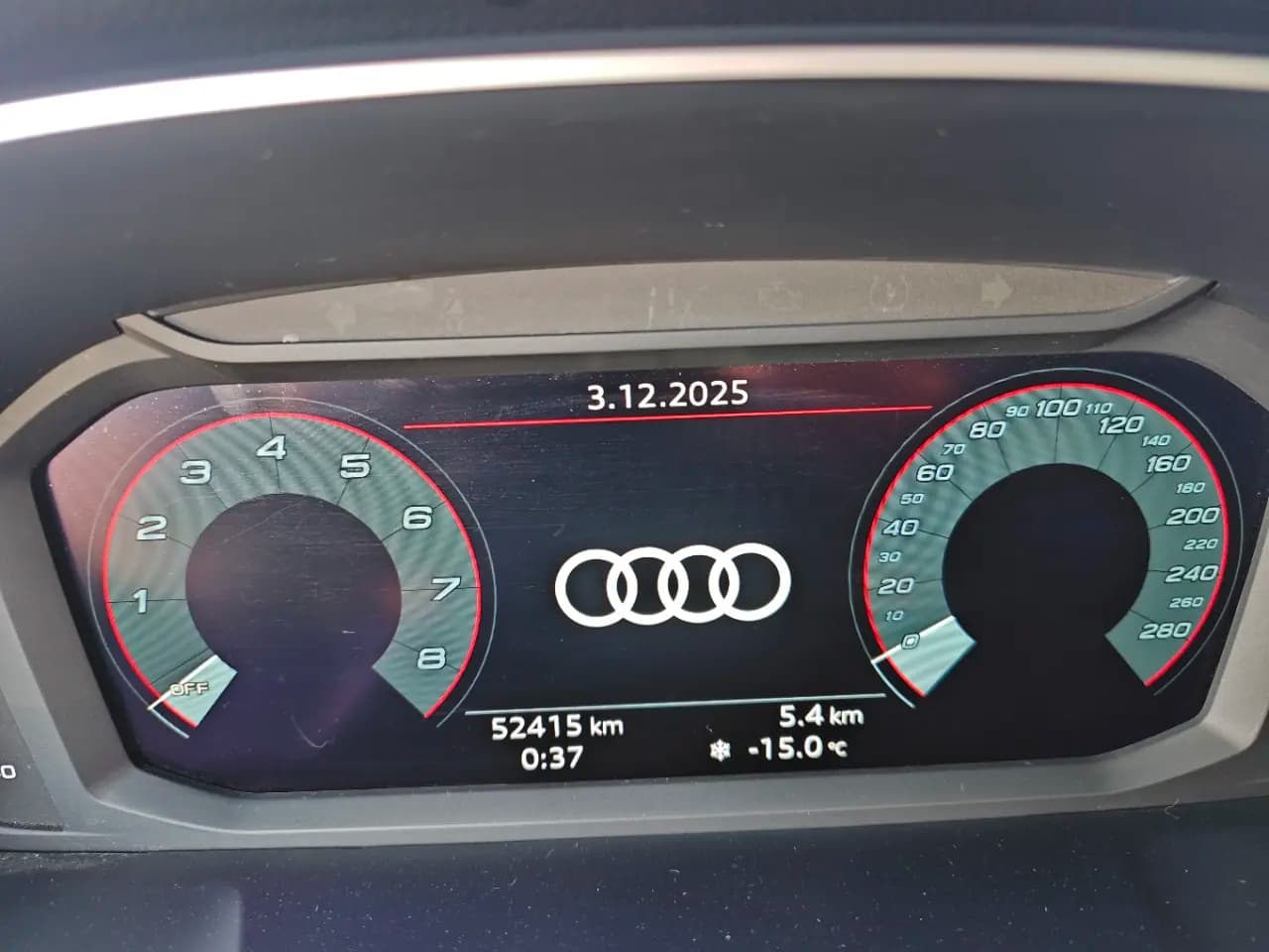 Audi Q3 2022 г. 52143 км. — фото 19