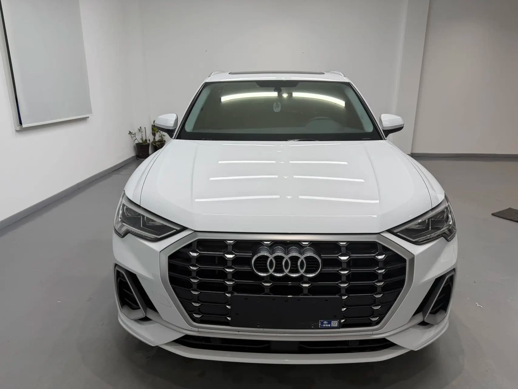 Audi Q3 2021 г. 42645 км. — фото 2