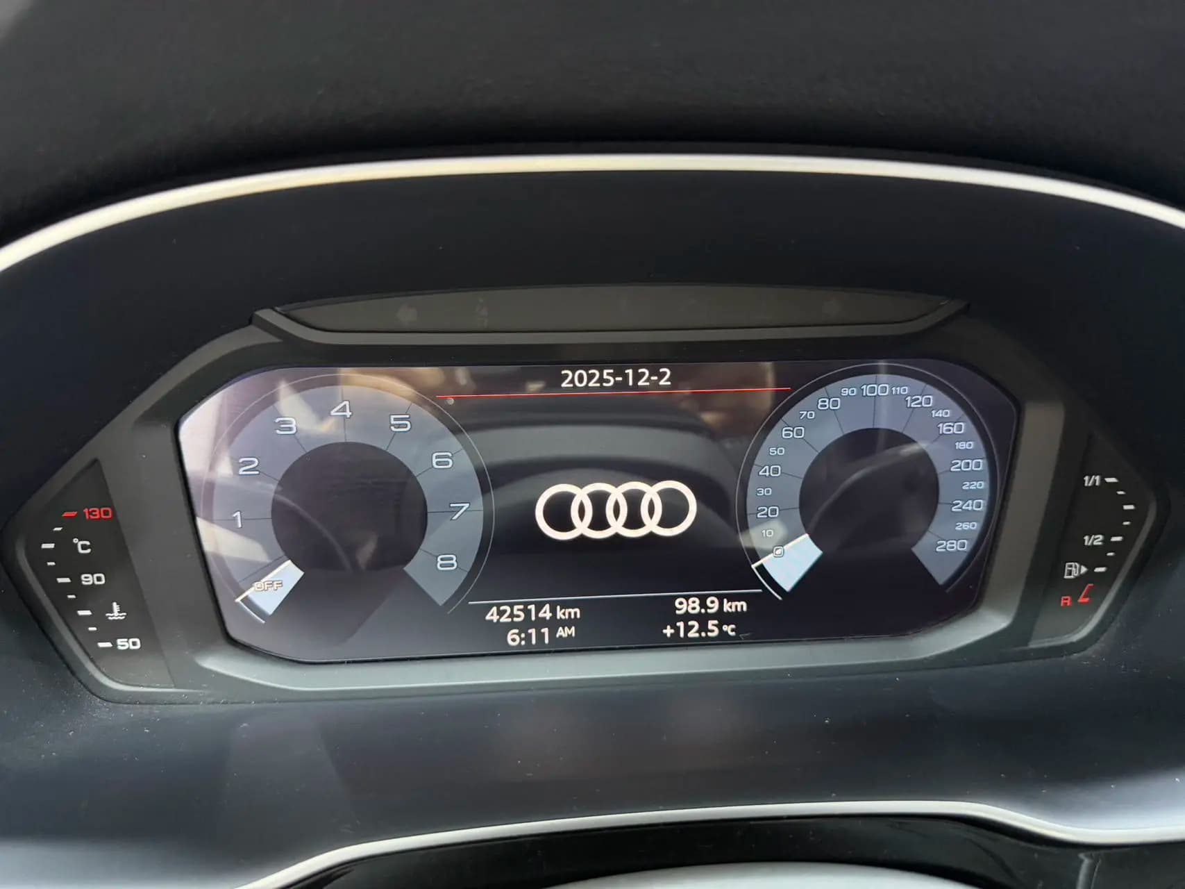 Audi Q3 2021 г. 42645 км. — фото 16