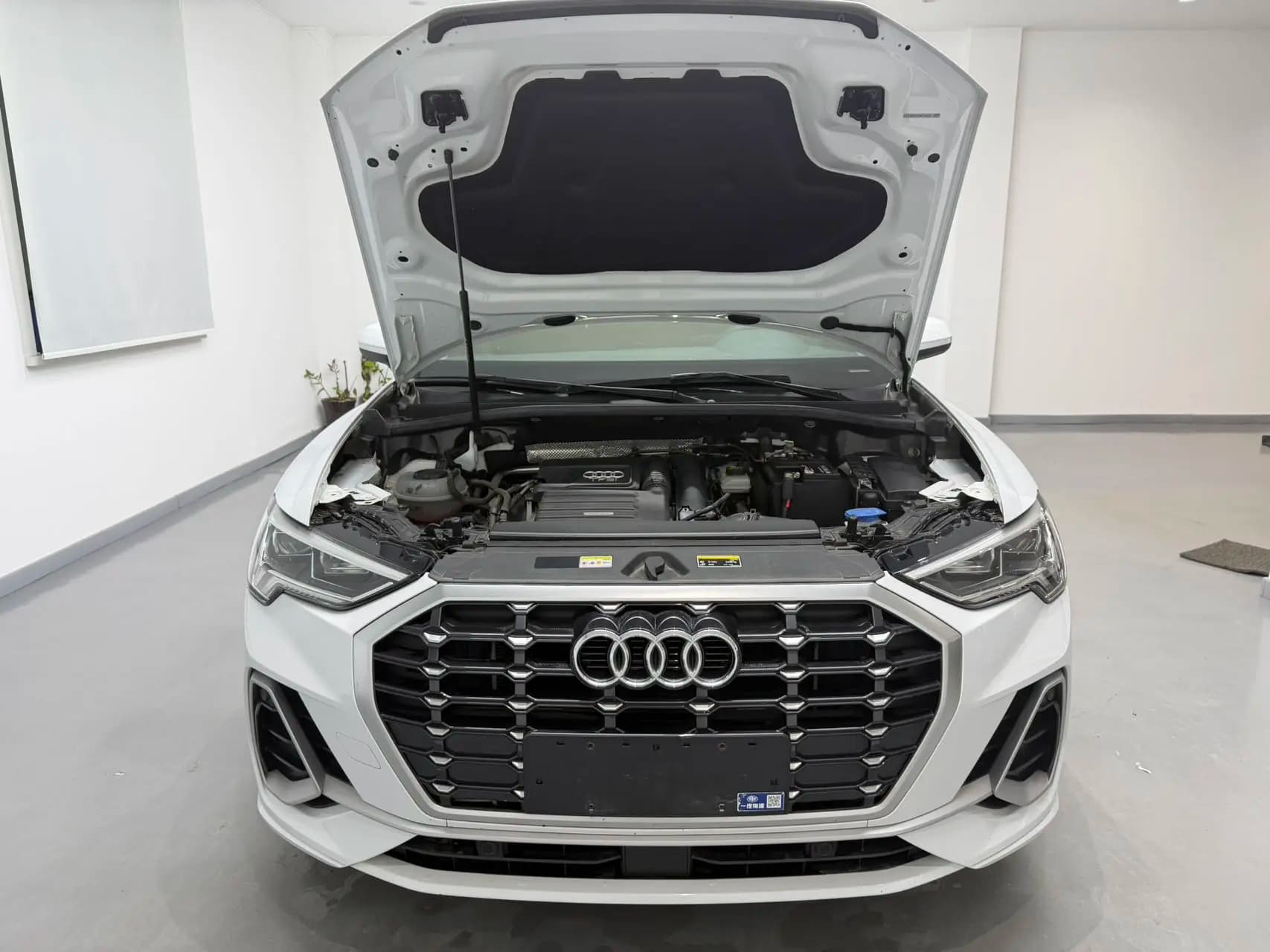Audi Q3 2021 г. 42645 км. — фото 8