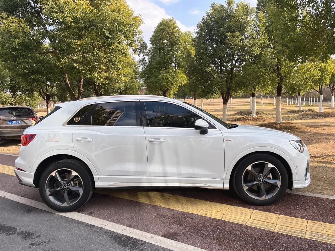 Audi Q3 2022 г. 45147 км. — фото 8