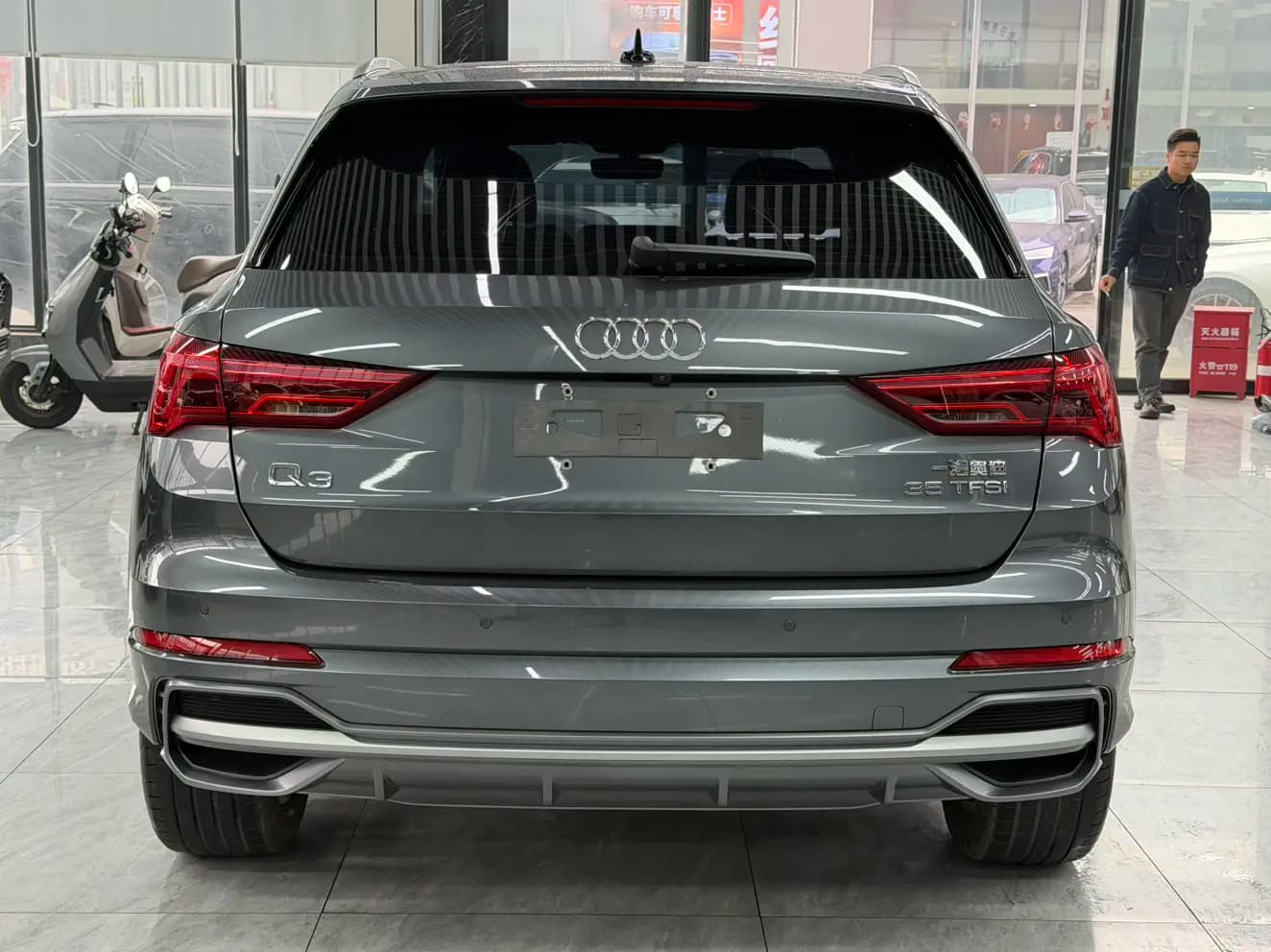 Audi Q3 2022 г. 42148 км. — фото 5