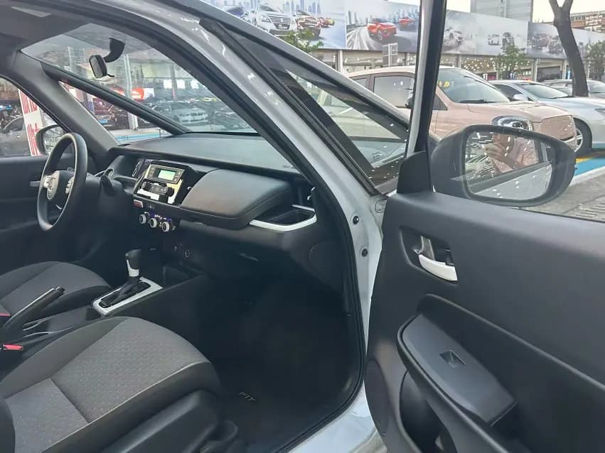 Honda Fit 2022 г. 7083 км. — фото 8