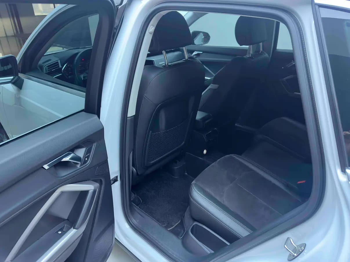Audi Q3 2022 г. 30000 км. — фото 21