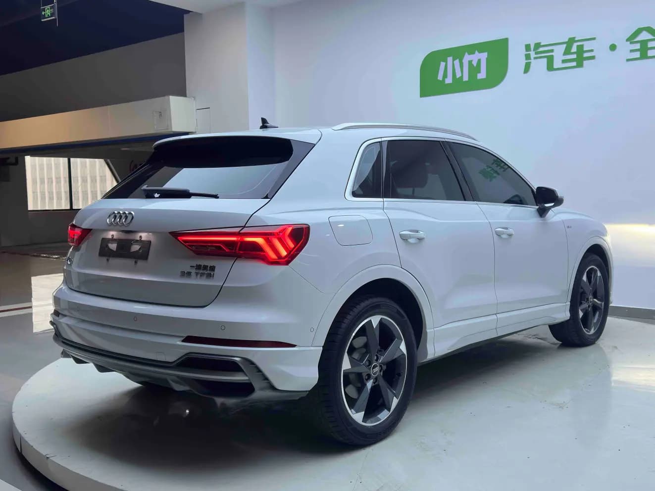 Audi Q3 2022 г. 30000 км. — фото 7