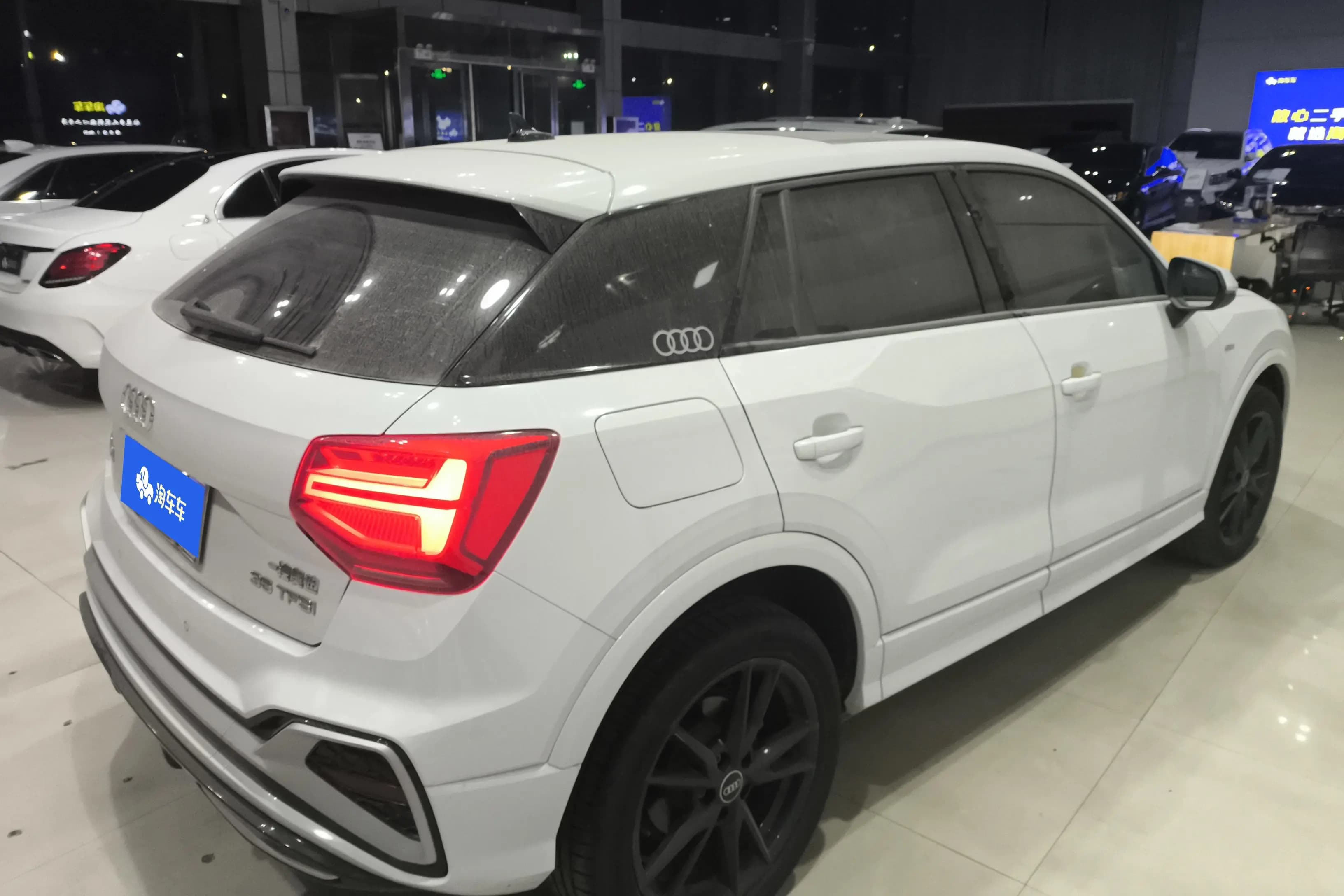 Audi Q2L 2022 г. 36833 км. — фото 3