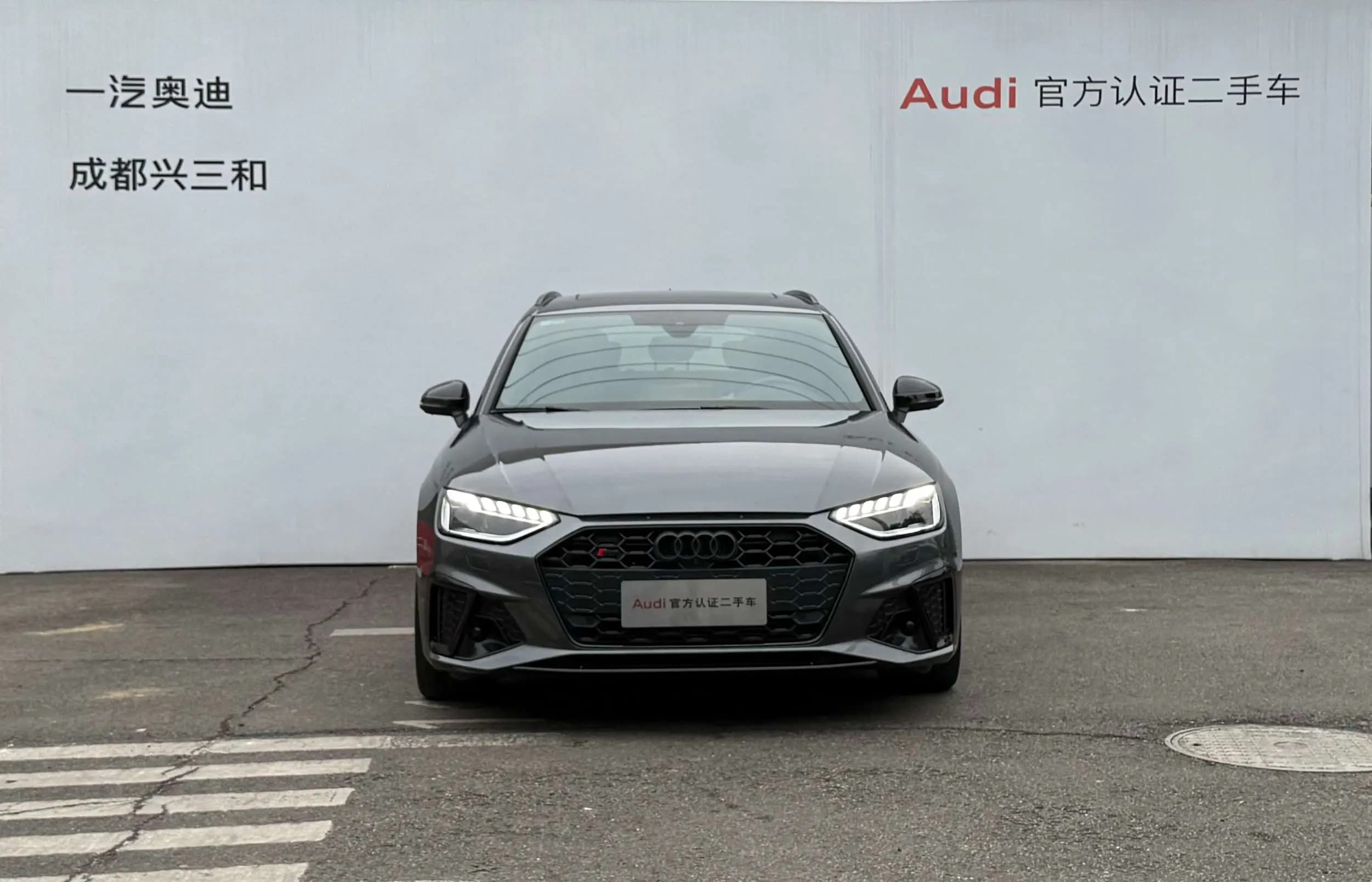 Audi S4 2023 г. 28362 км. — фото 2