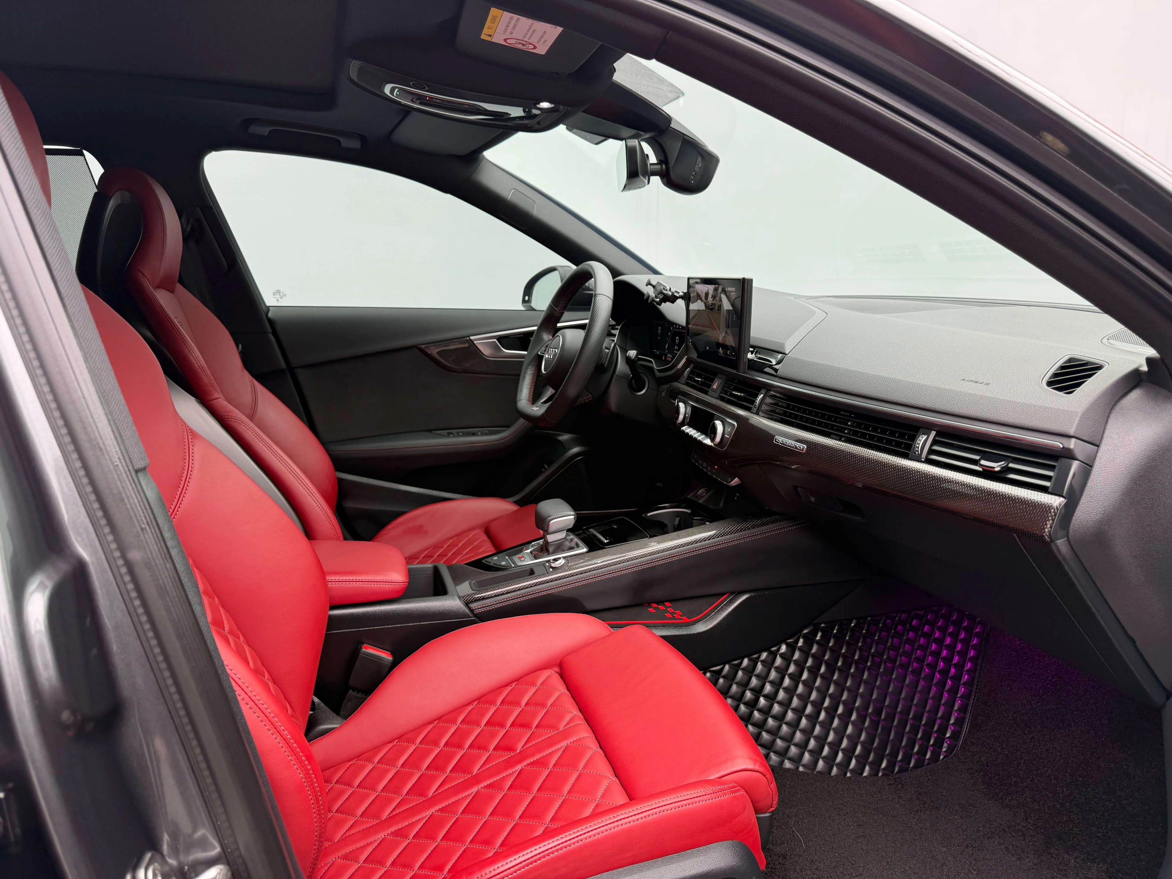 Audi S4 2023 г. 28362 км. — фото 15