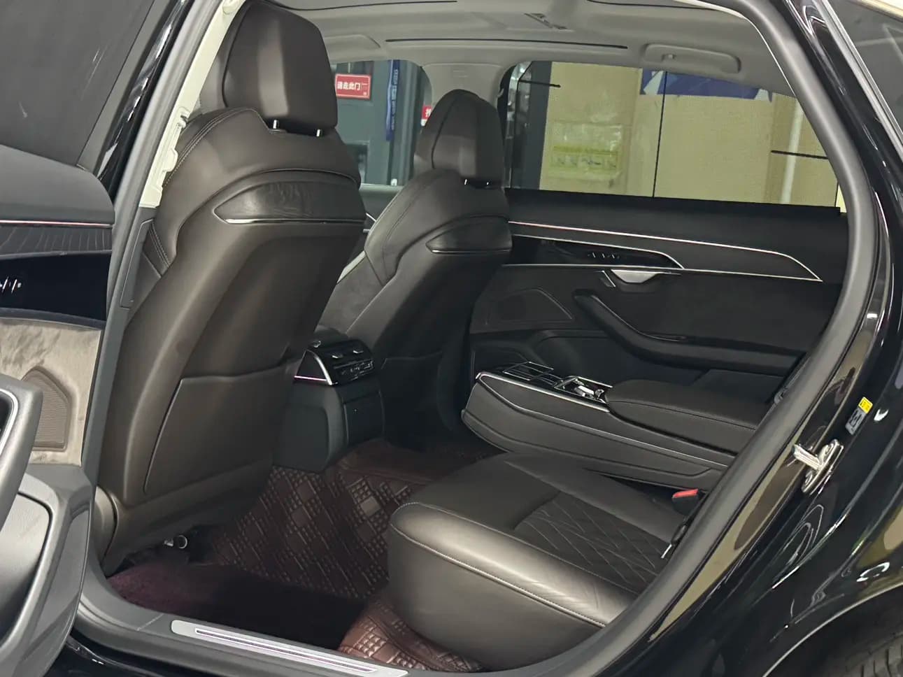 Audi A8 2022 г. 79022 км. — фото 12
