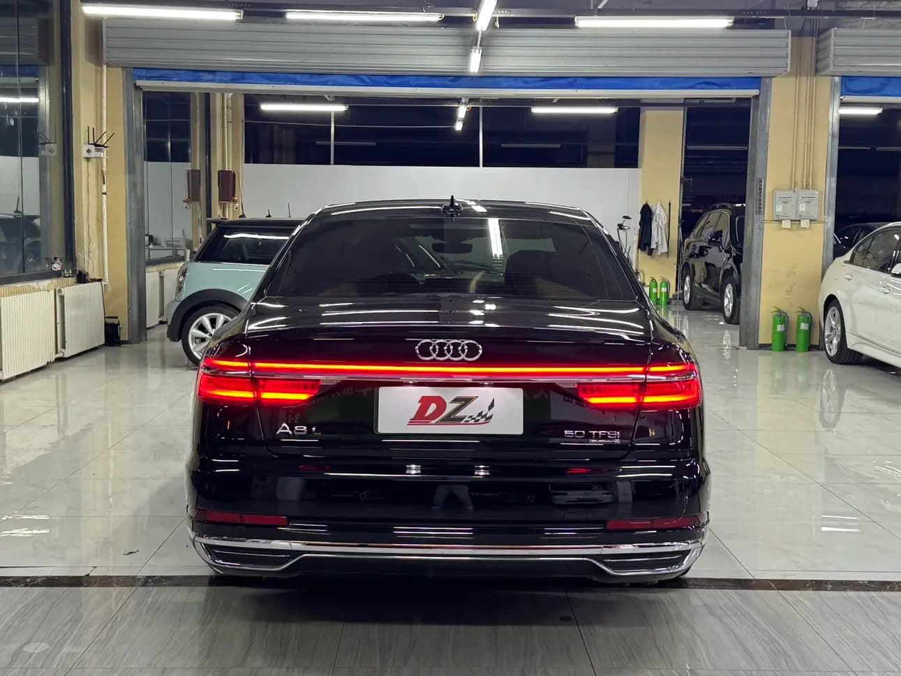 Audi A8 2022 г. 79022 км. — фото 5
