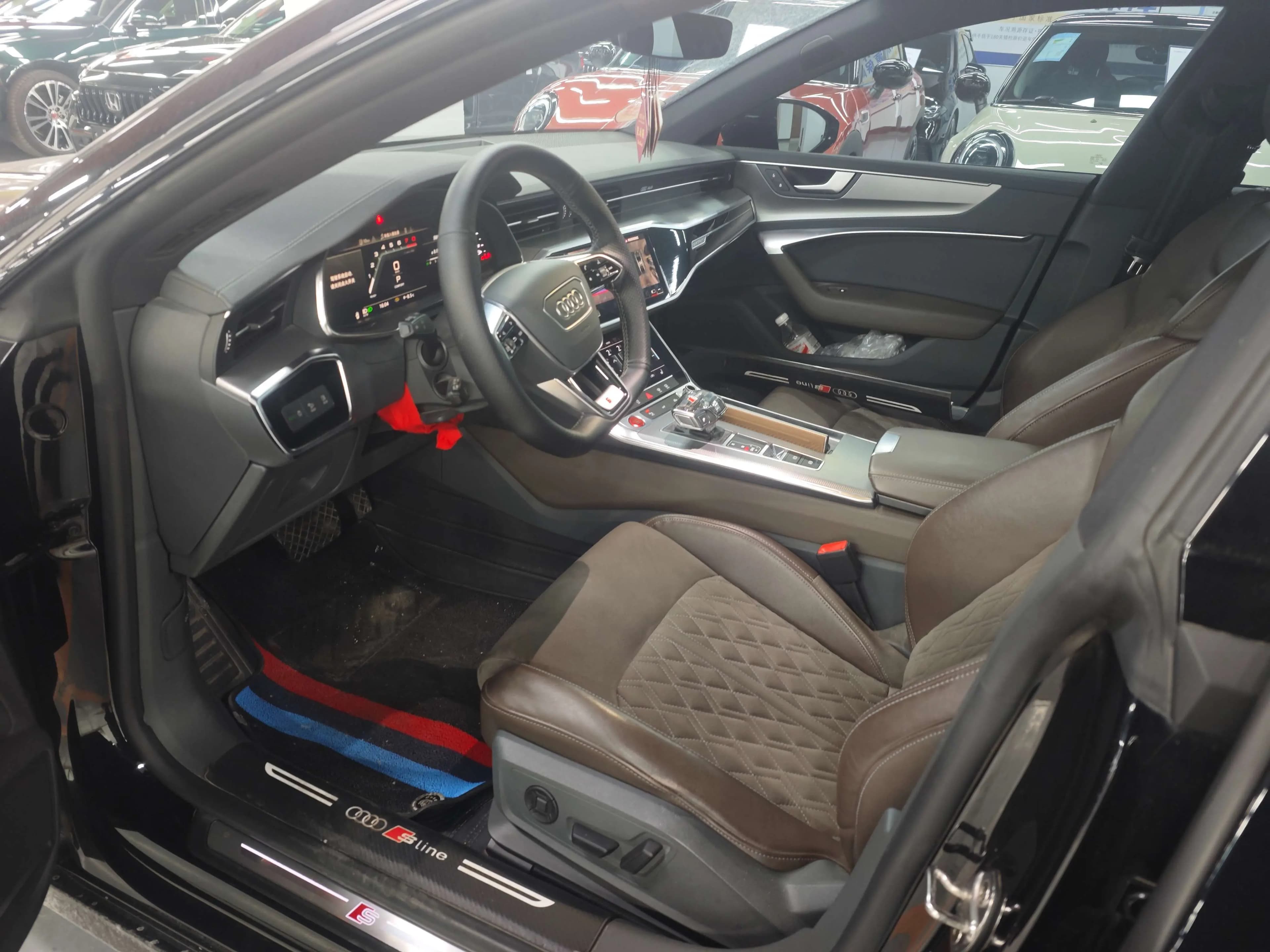 Audi A7L 2023 г. 27000 км. — фото 8