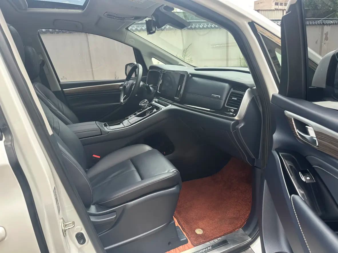 GAC Trumpchi M8 2021 г. 40144 км. — фото 7