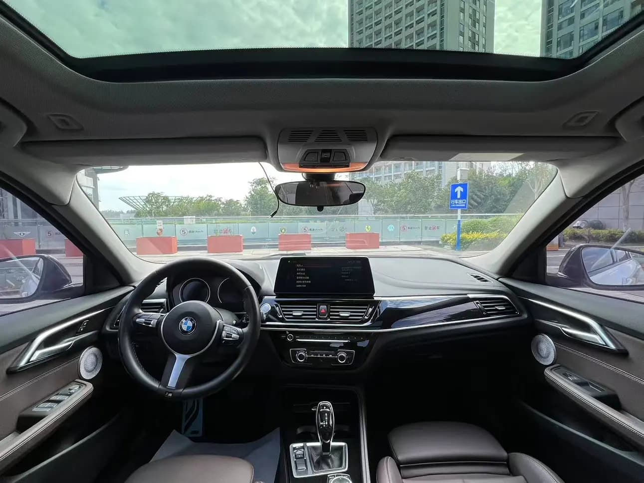 BMW 1 Series 2022 г. 61273 км. — фото 19