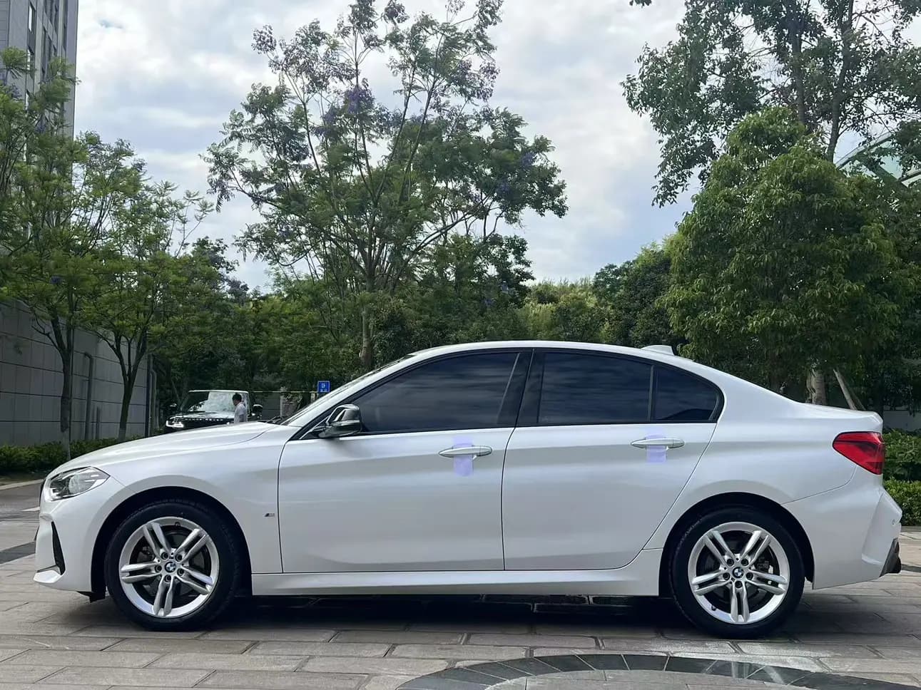BMW 1 Series 2022 г. 61273 км. — фото 4