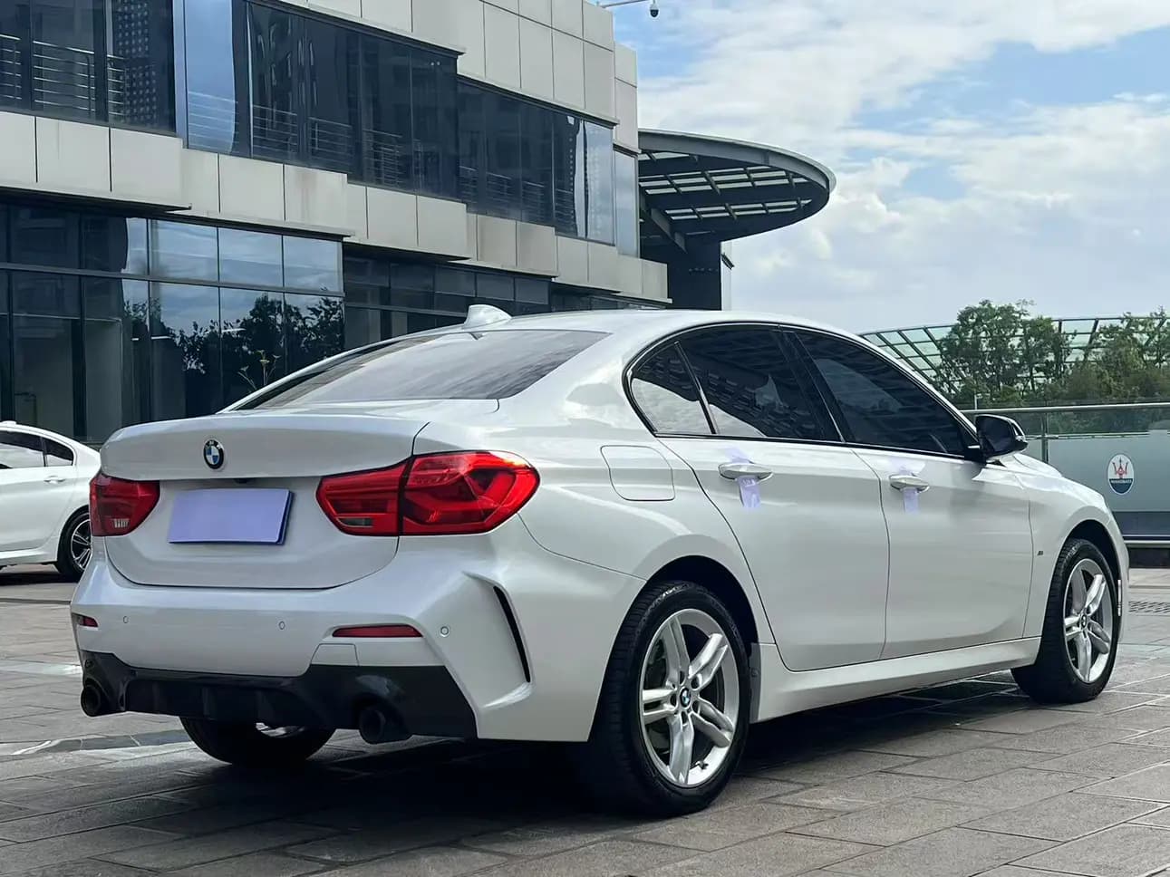 BMW 1 Series 2022 г. 61273 км. — фото 6