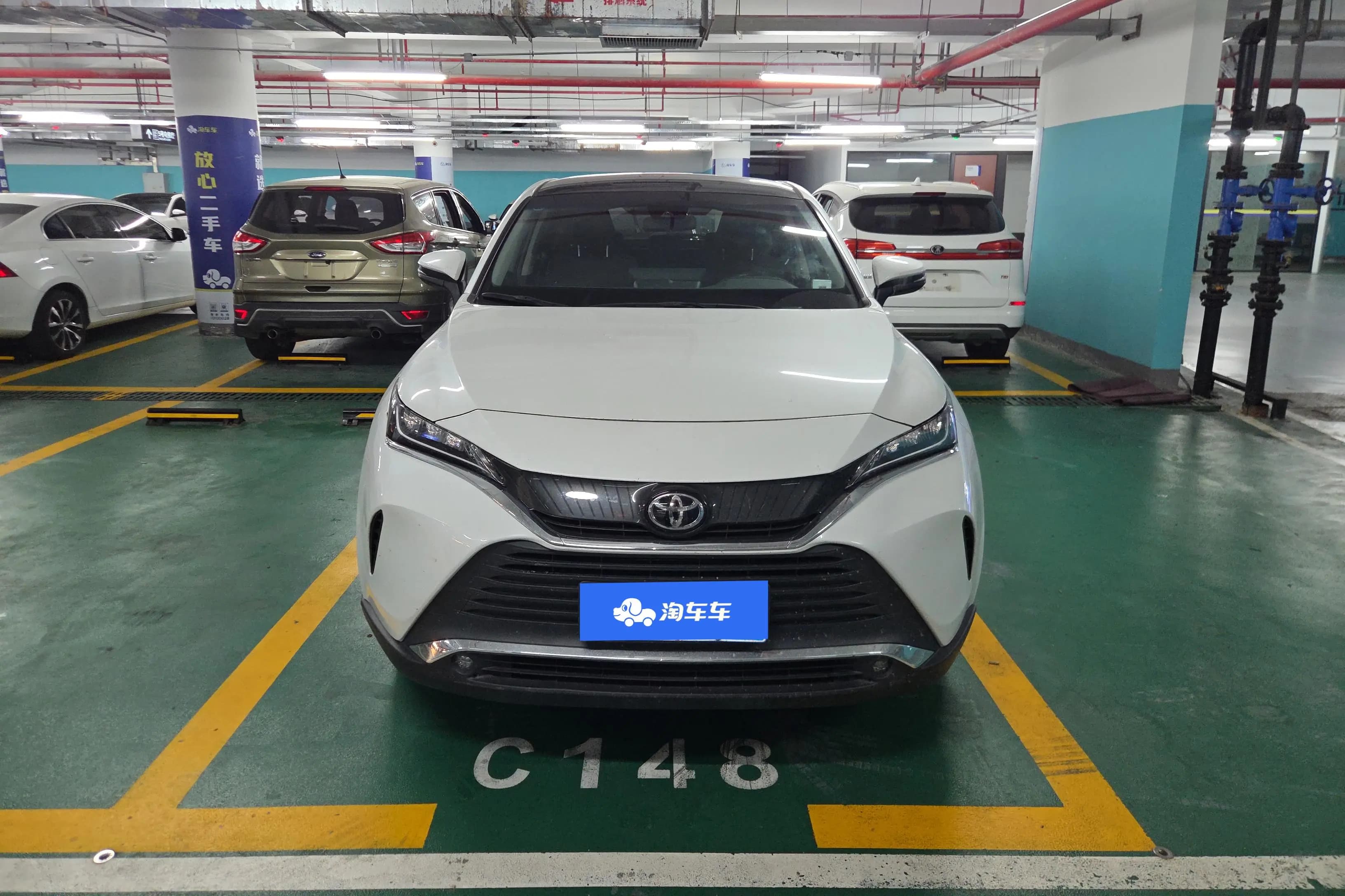Toyota Harrier 2022 г. 33212 км. — фото 2
