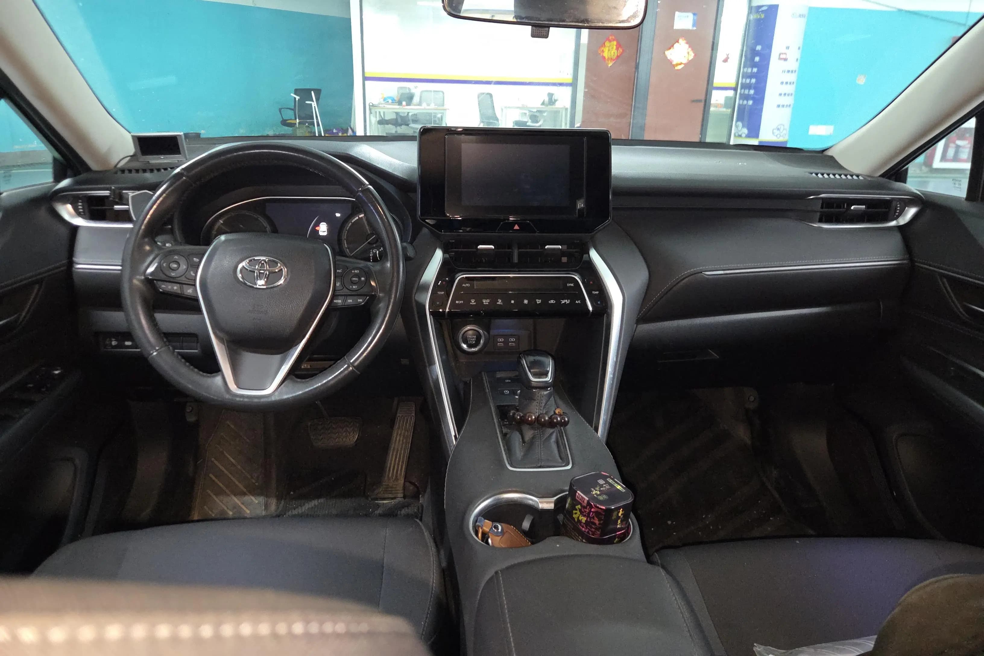 Toyota Harrier 2022 г. 33212 км. — фото 12
