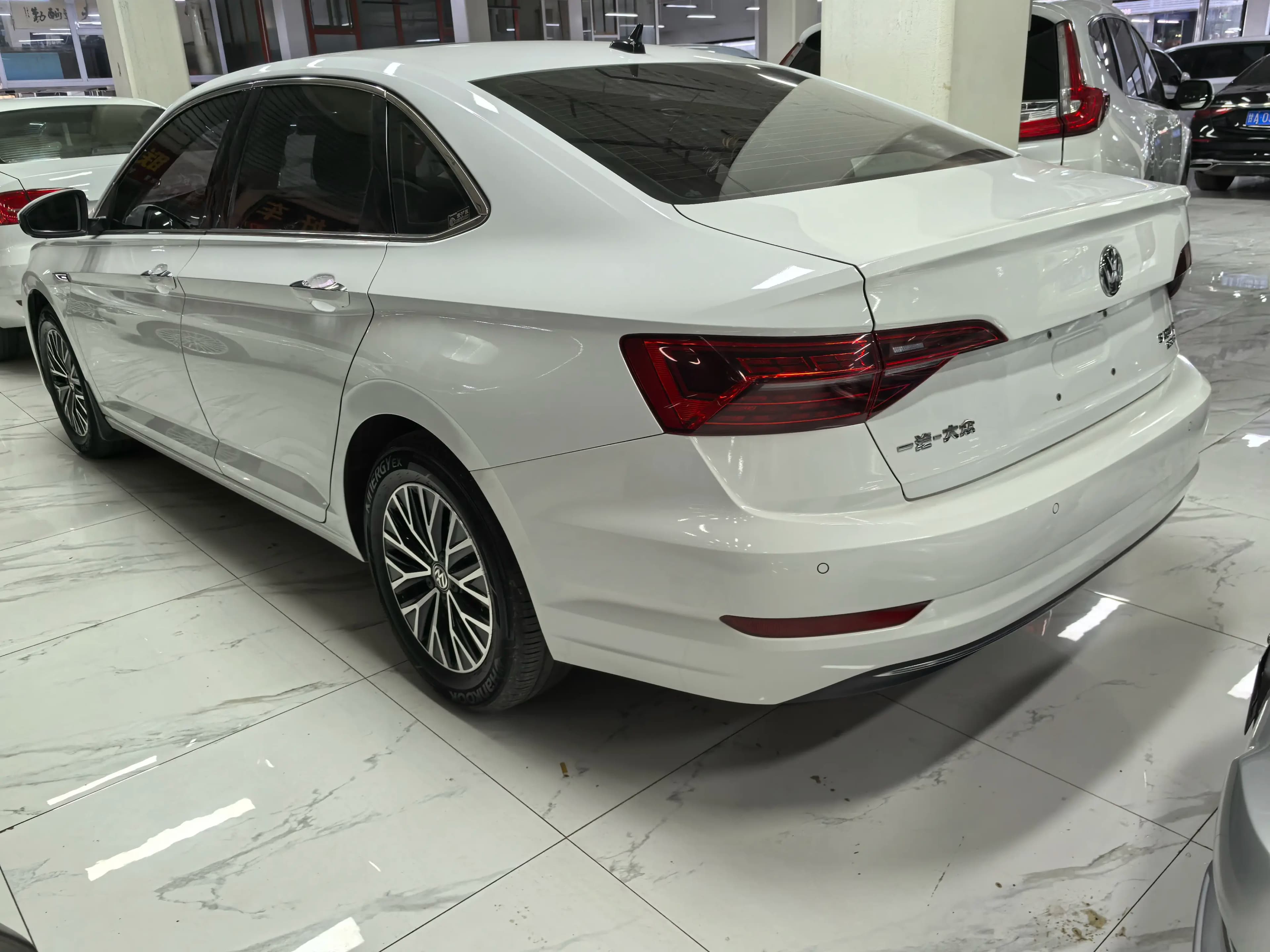 Volkswagen Sagitar 2021 г. 41116 км. — фото 4