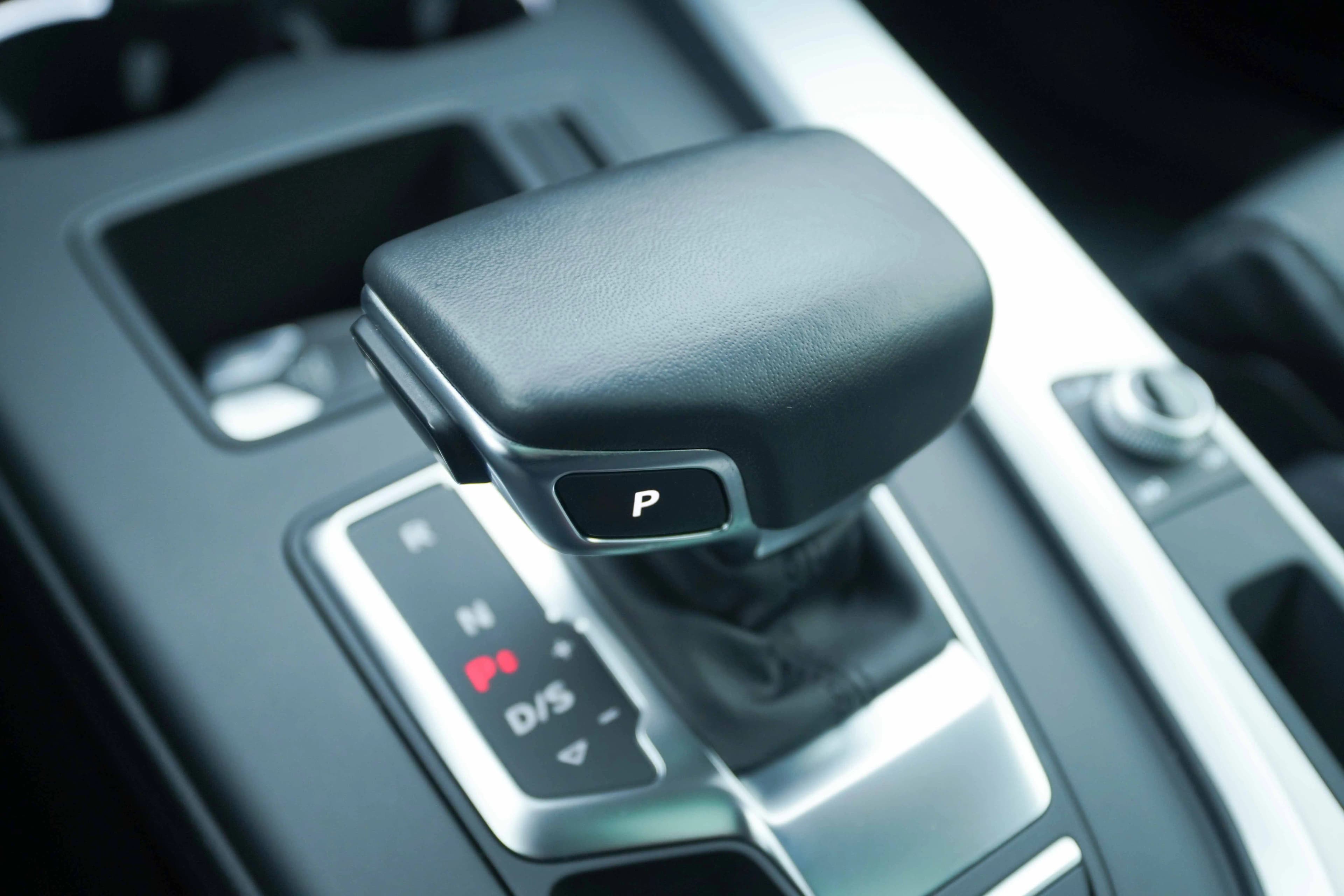 Audi A4L 2023 г. 25092 км. — фото 14