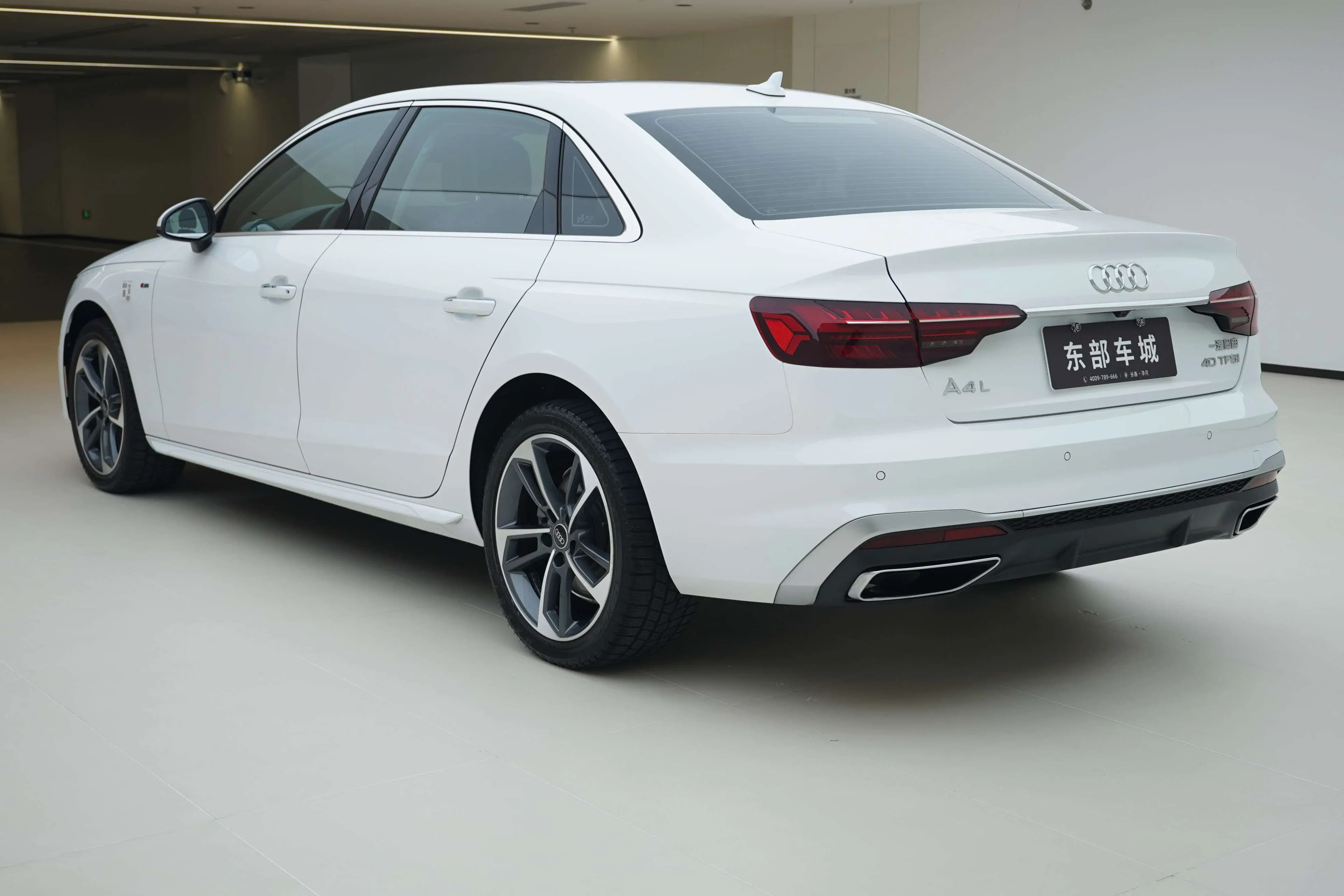 Audi A4L 2023 г. 25092 км. — фото 4