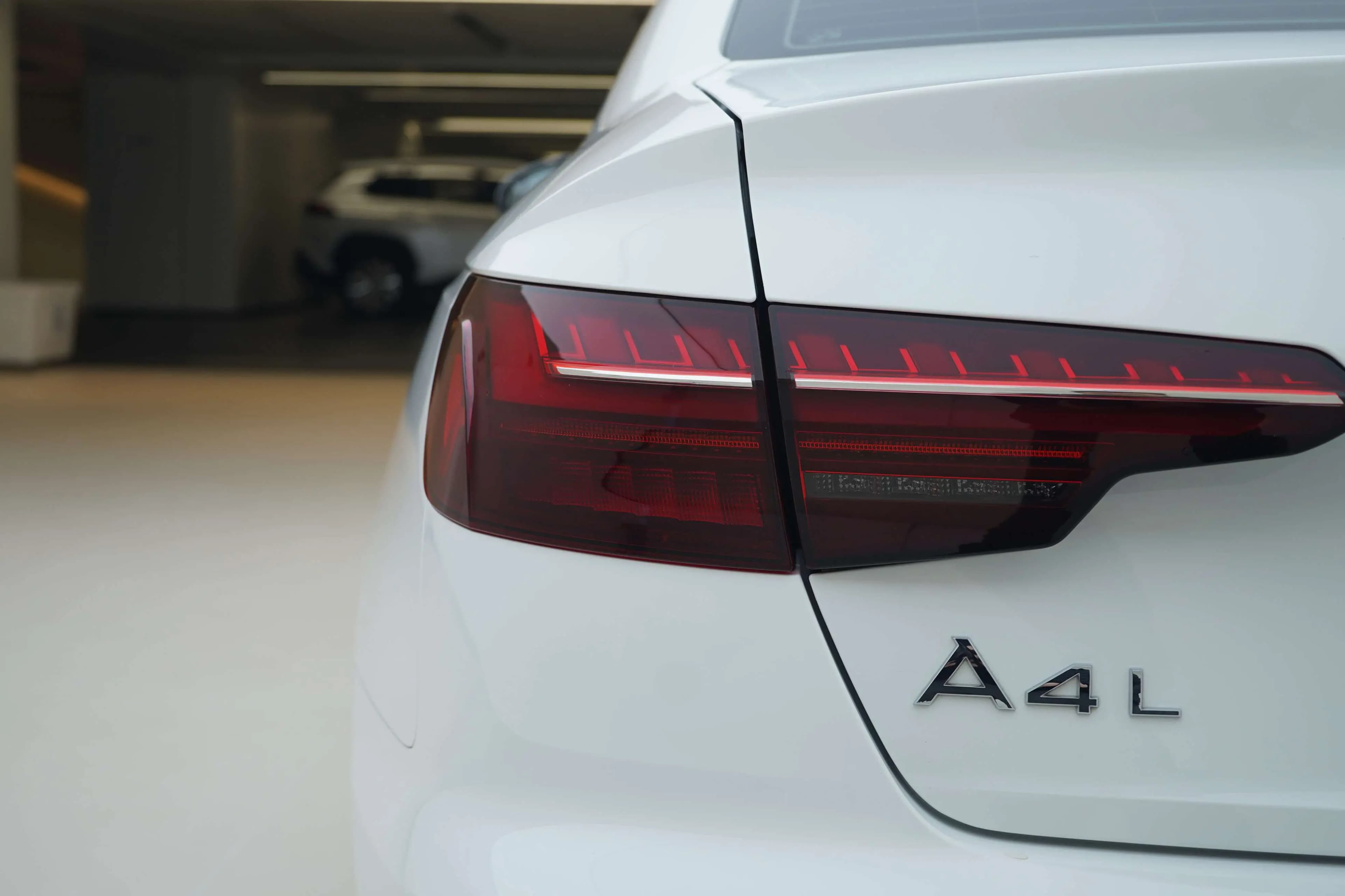 Audi A4L 2023 г. 25092 км. — фото 8